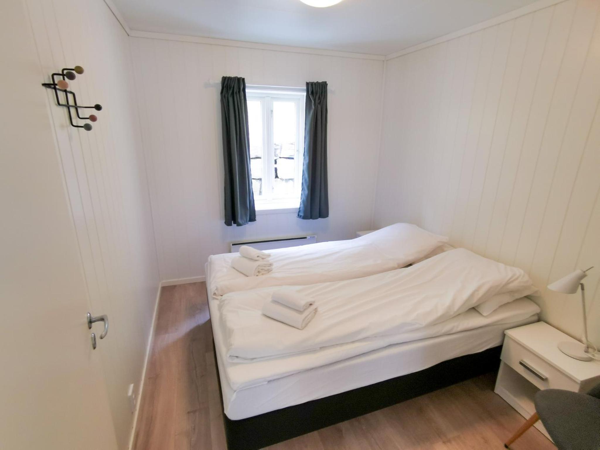 Studio - Split Level - Photo 1