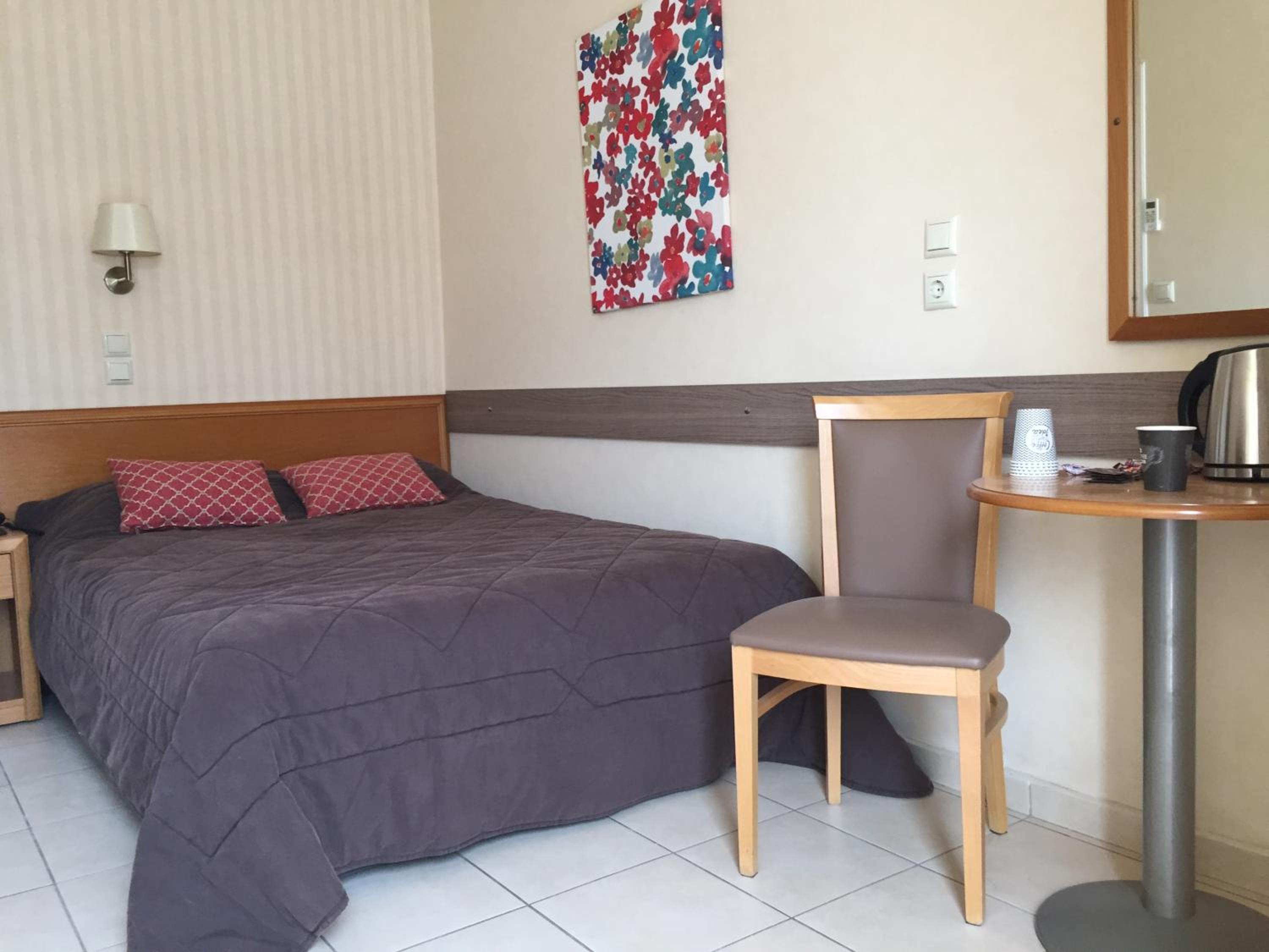 Suite with City View photo 2