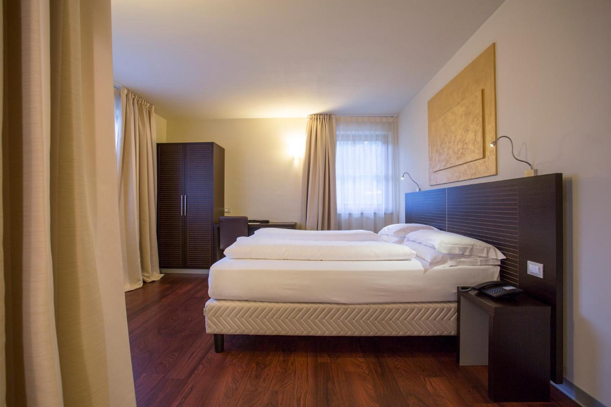 Superior Double or Twin Room  - Photo 3