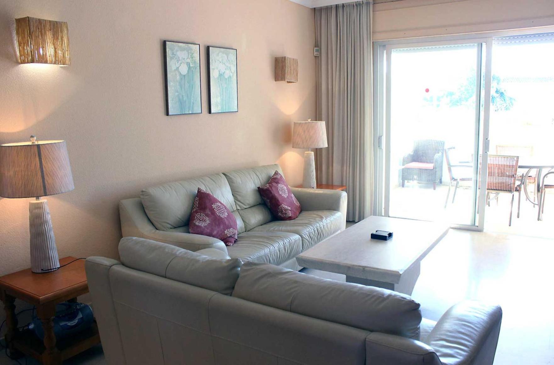 Apartamento con vista al jardín