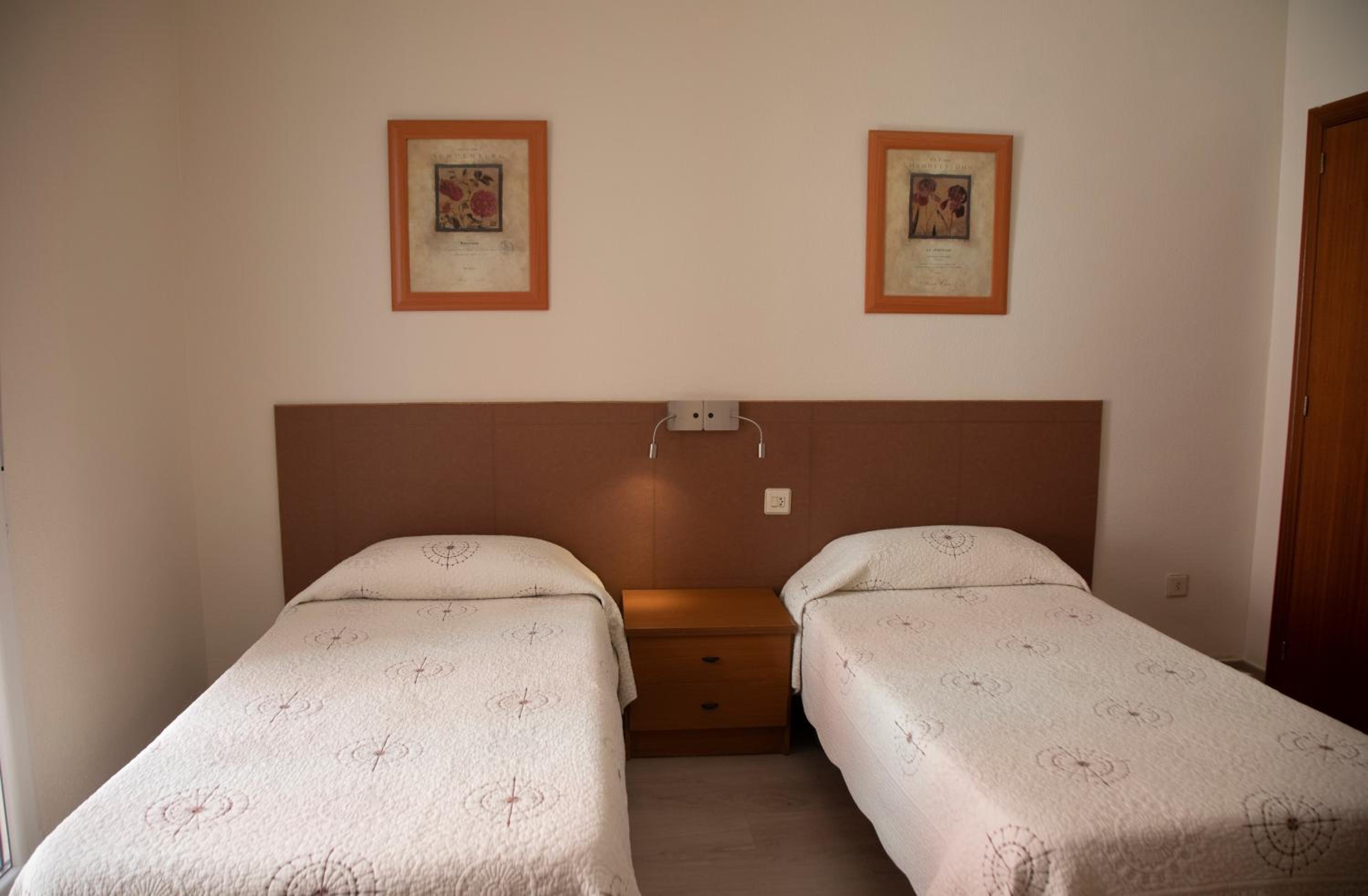 Double or Twin Room - Photo 1