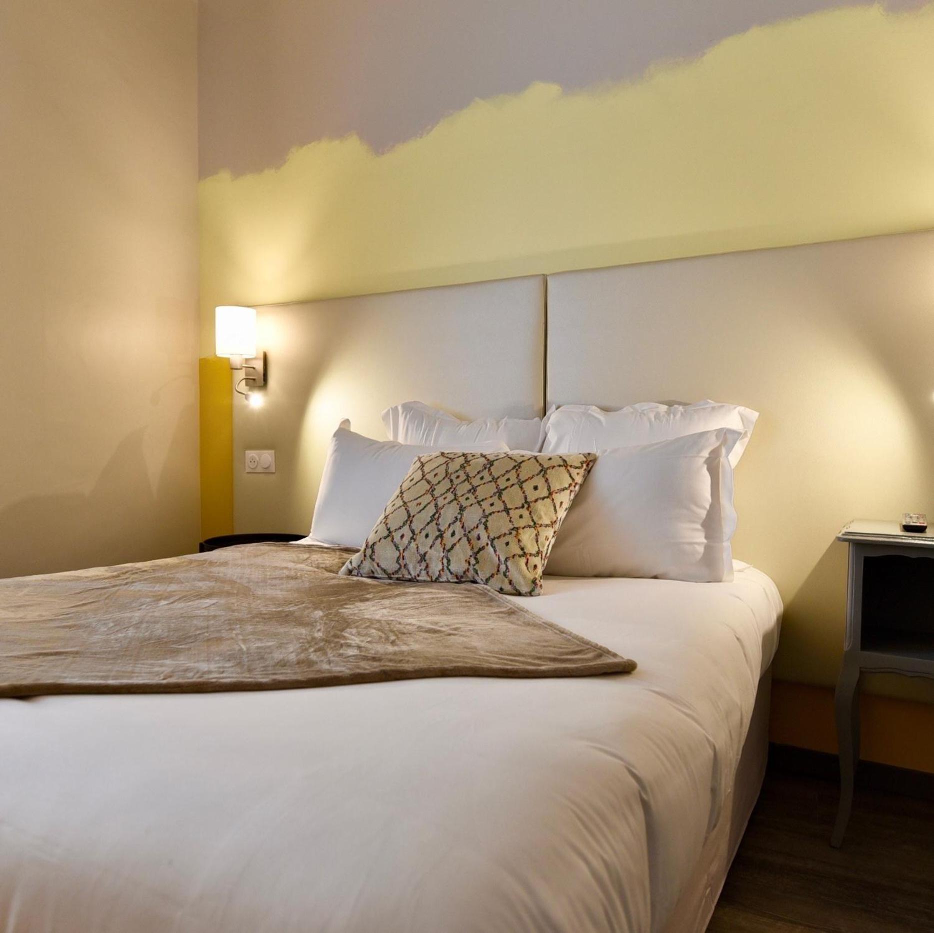 Small Double Room - Photo 2