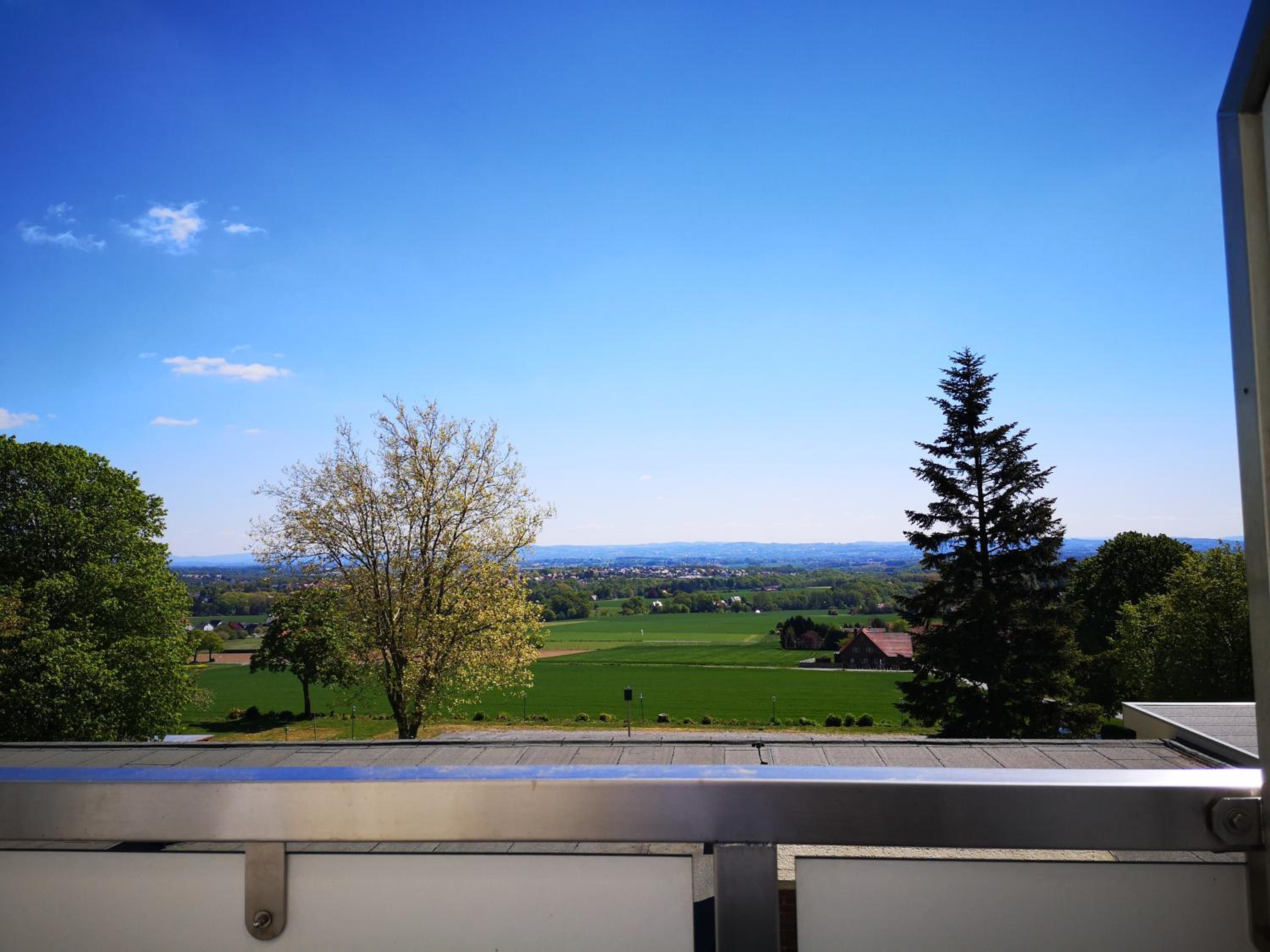 Single Room with Balcony photo 3