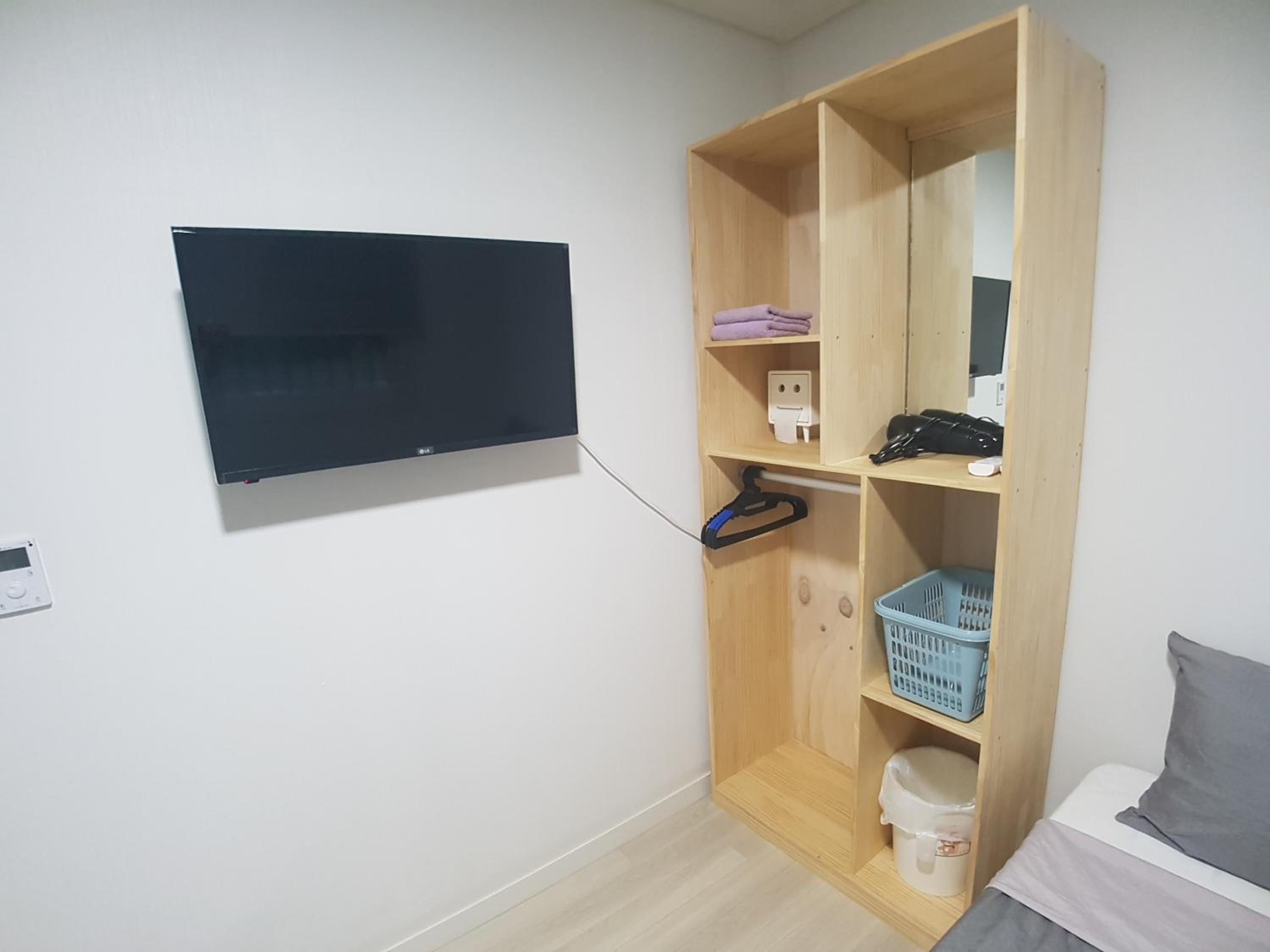 Deluxe Family Room photo 2