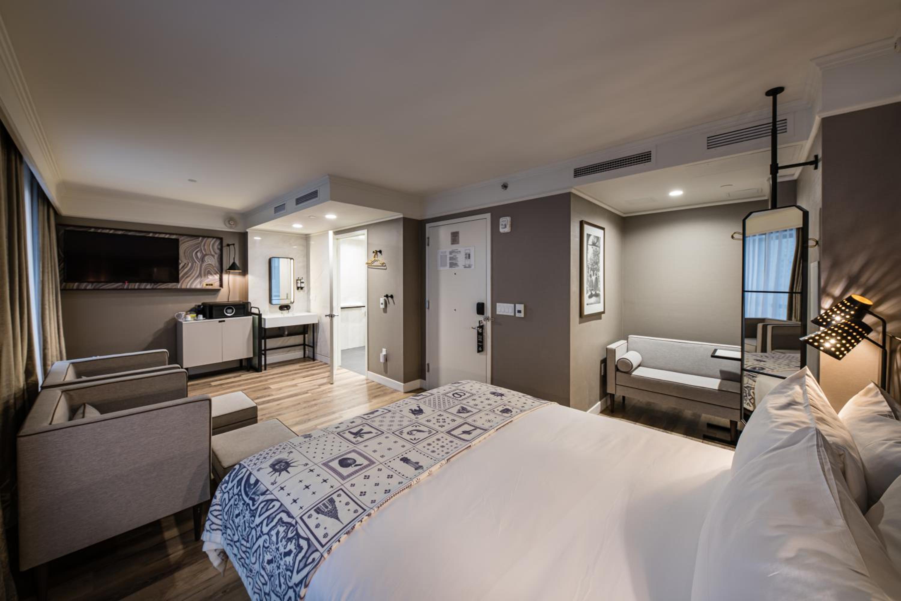 ADA – Junior Suite thumbnail 5