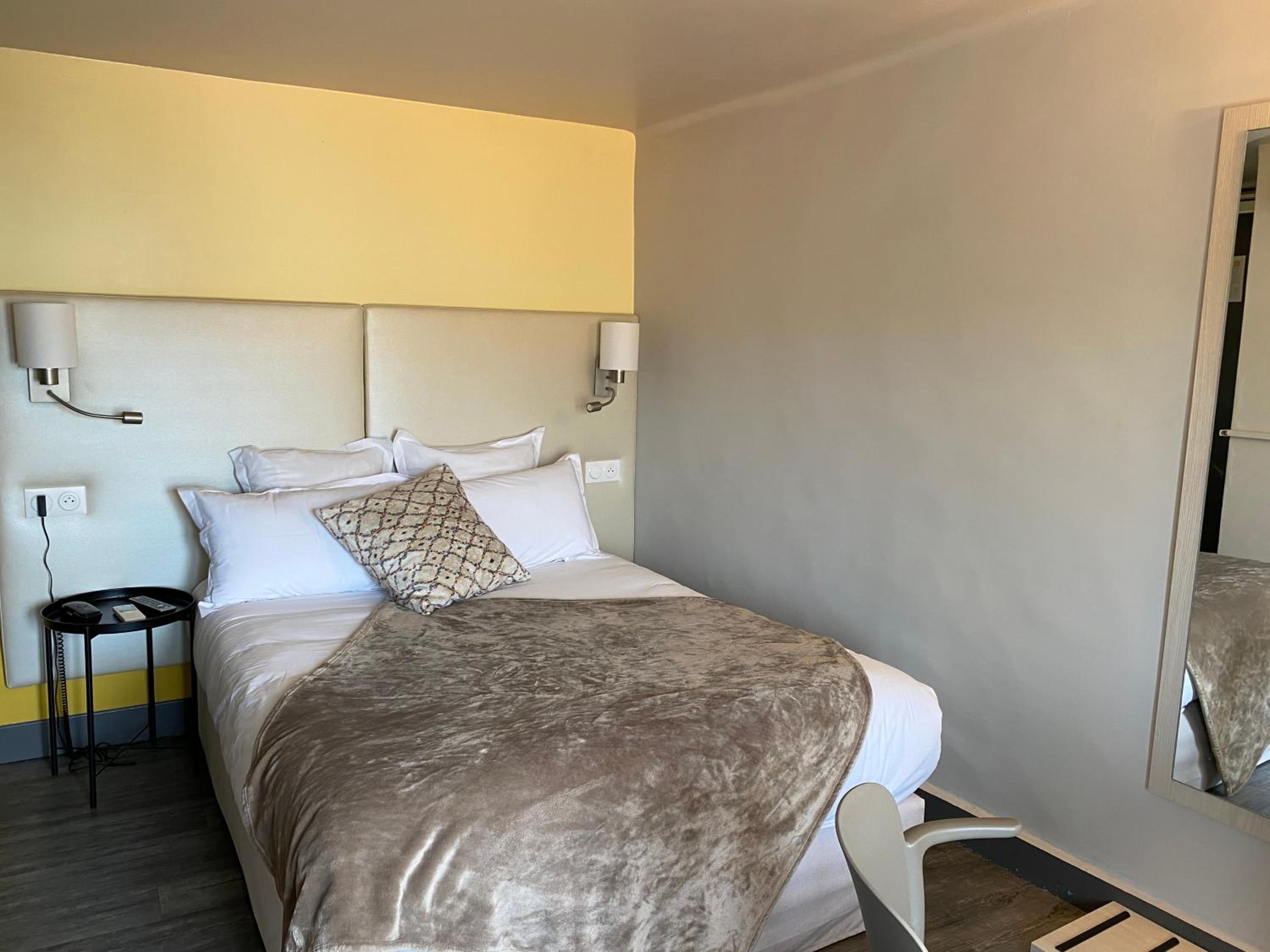 Double Room - Photo 39