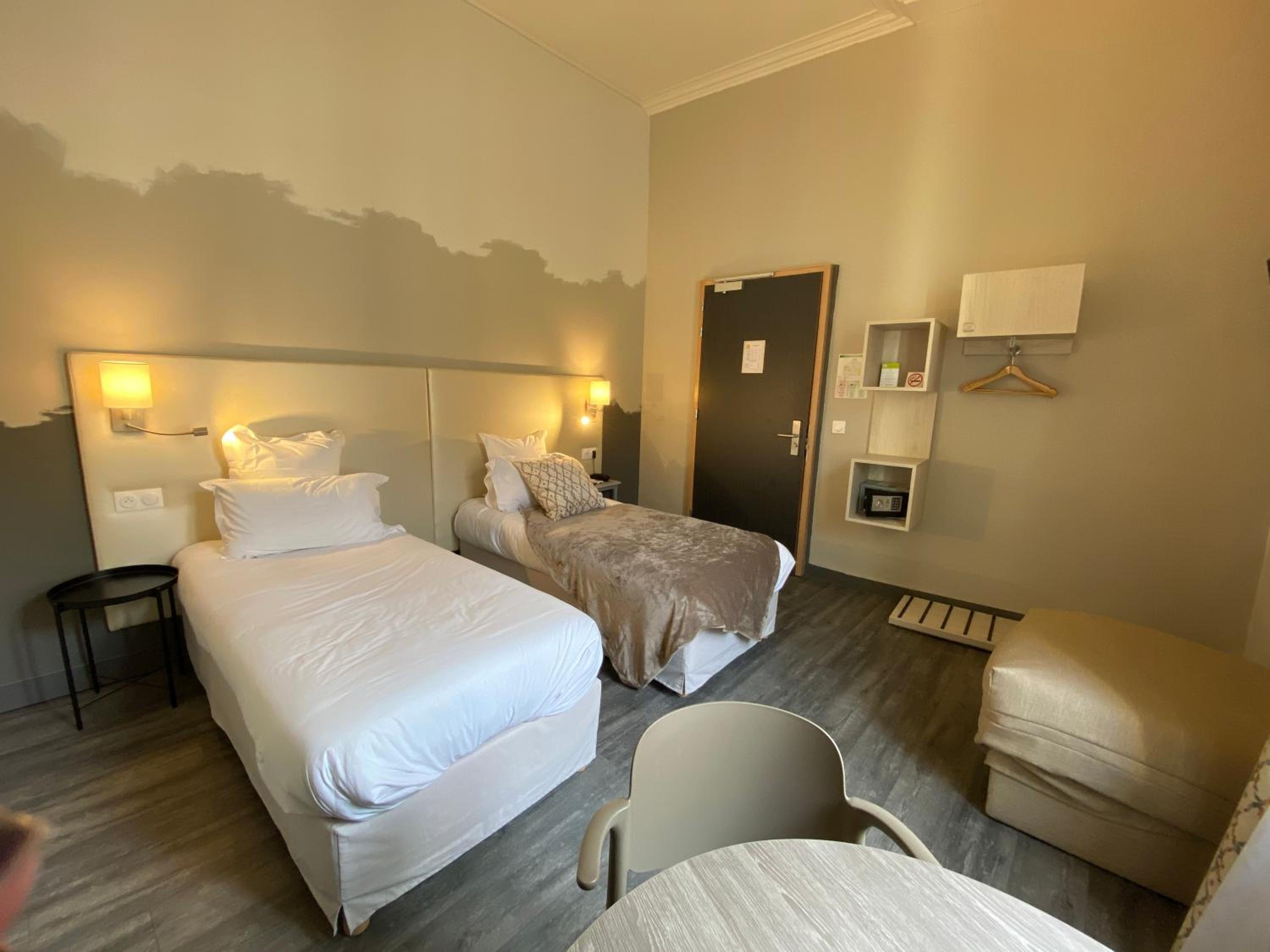 Superior Triple Room - Photo 24
