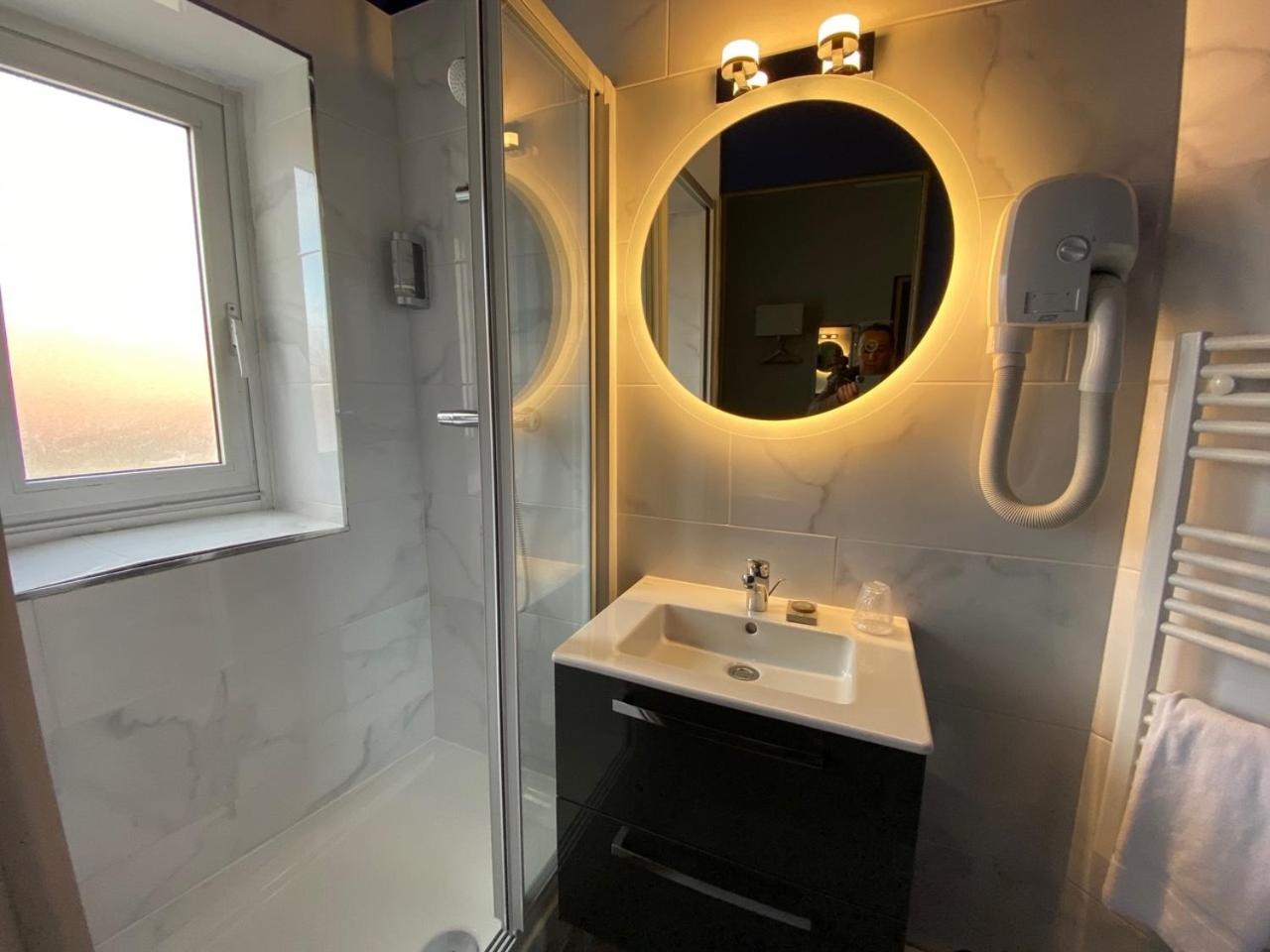 Double Room - Photo 33