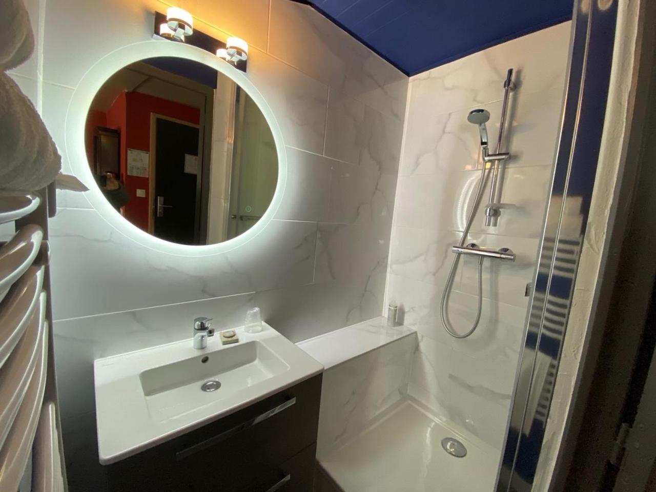 Double Room - Photo 32