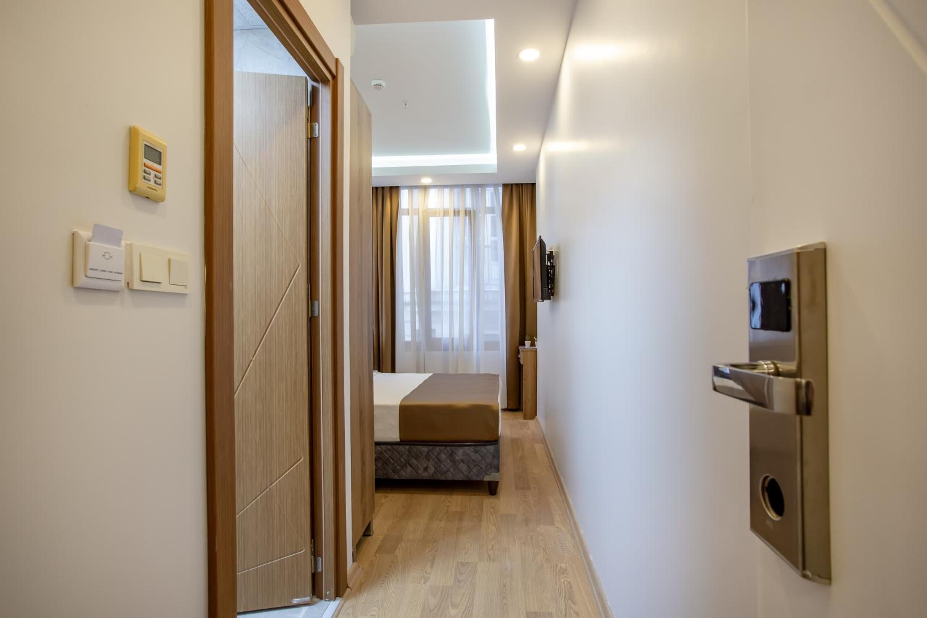 Standard Double Room photo 1