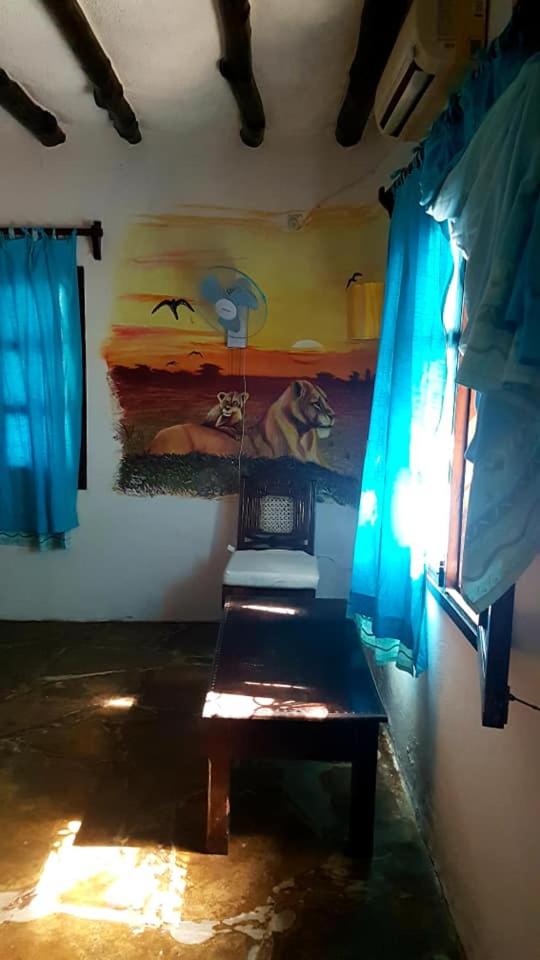 Standard Double Room - Photo 8