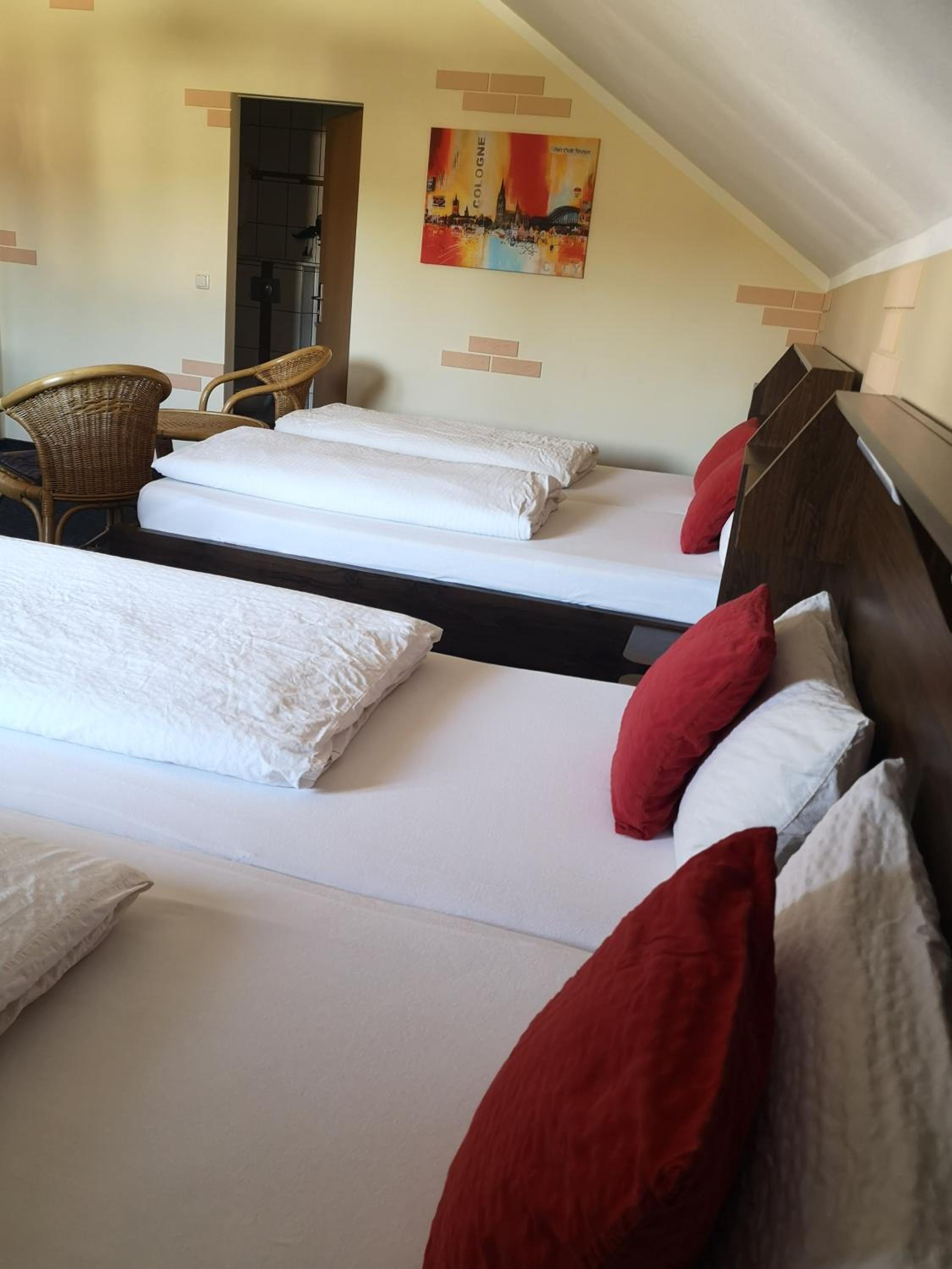 Quadruple Room - Photo 1