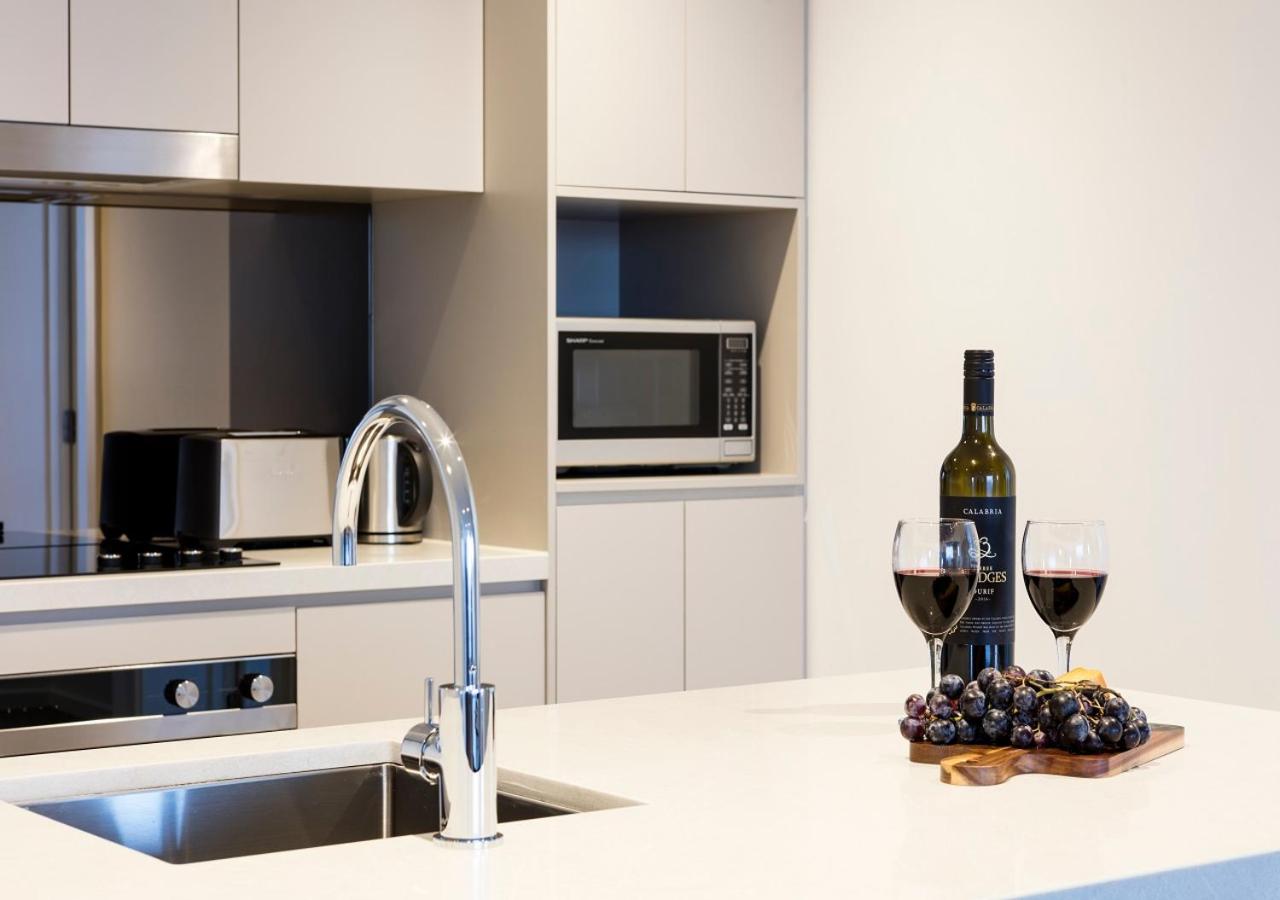 Three-Bedroom Apartment - Photo 7