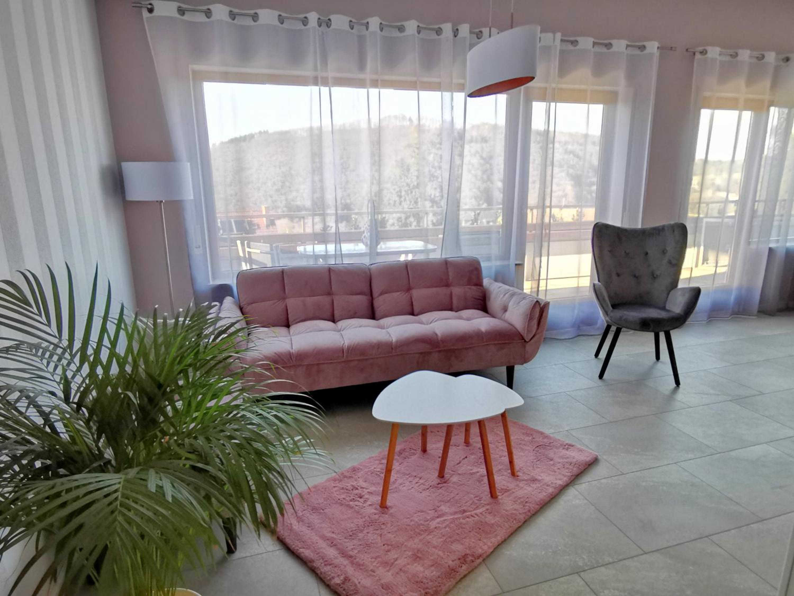 Deluxe Apartment photo 2