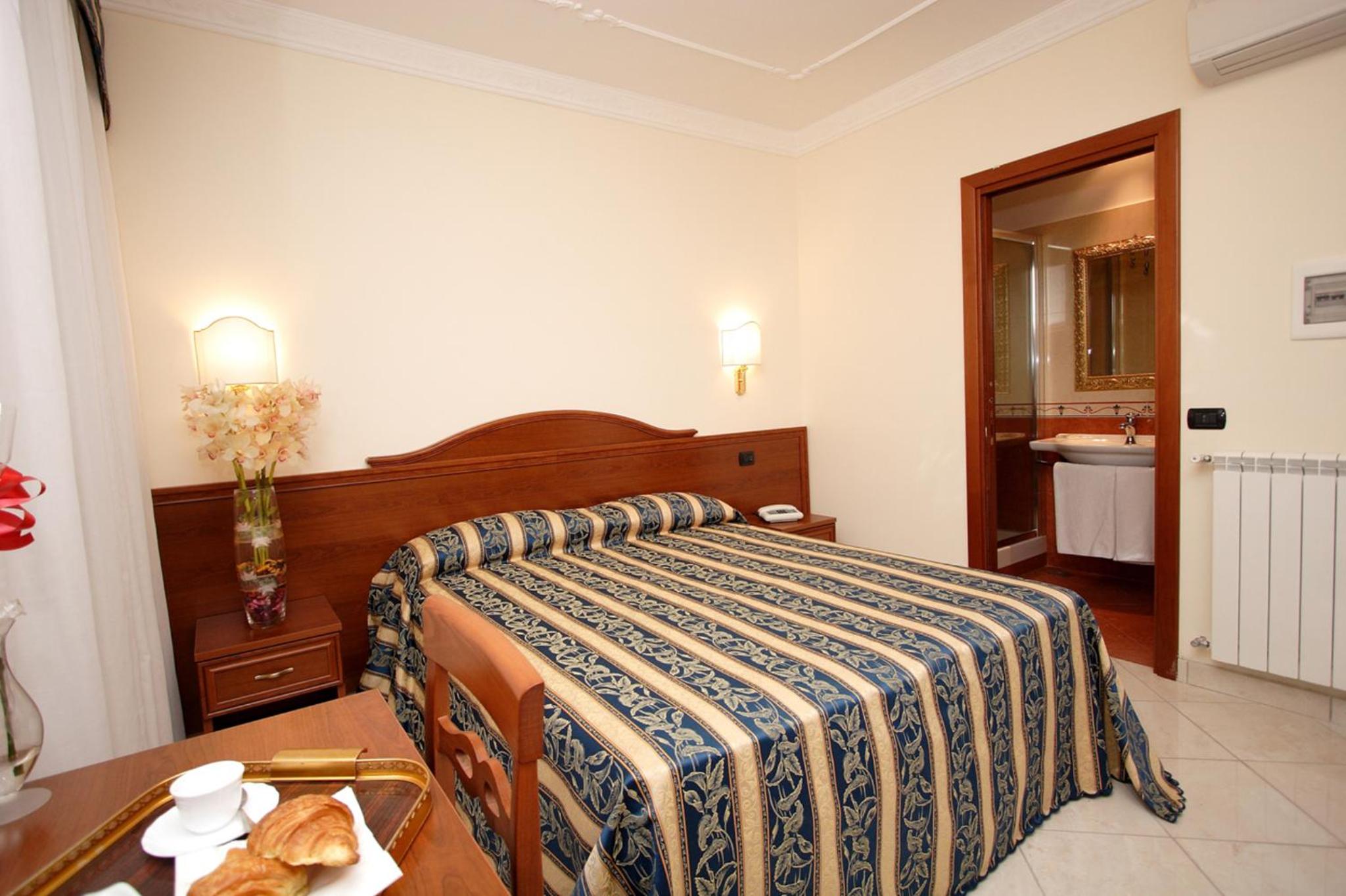 Double Room photo 2