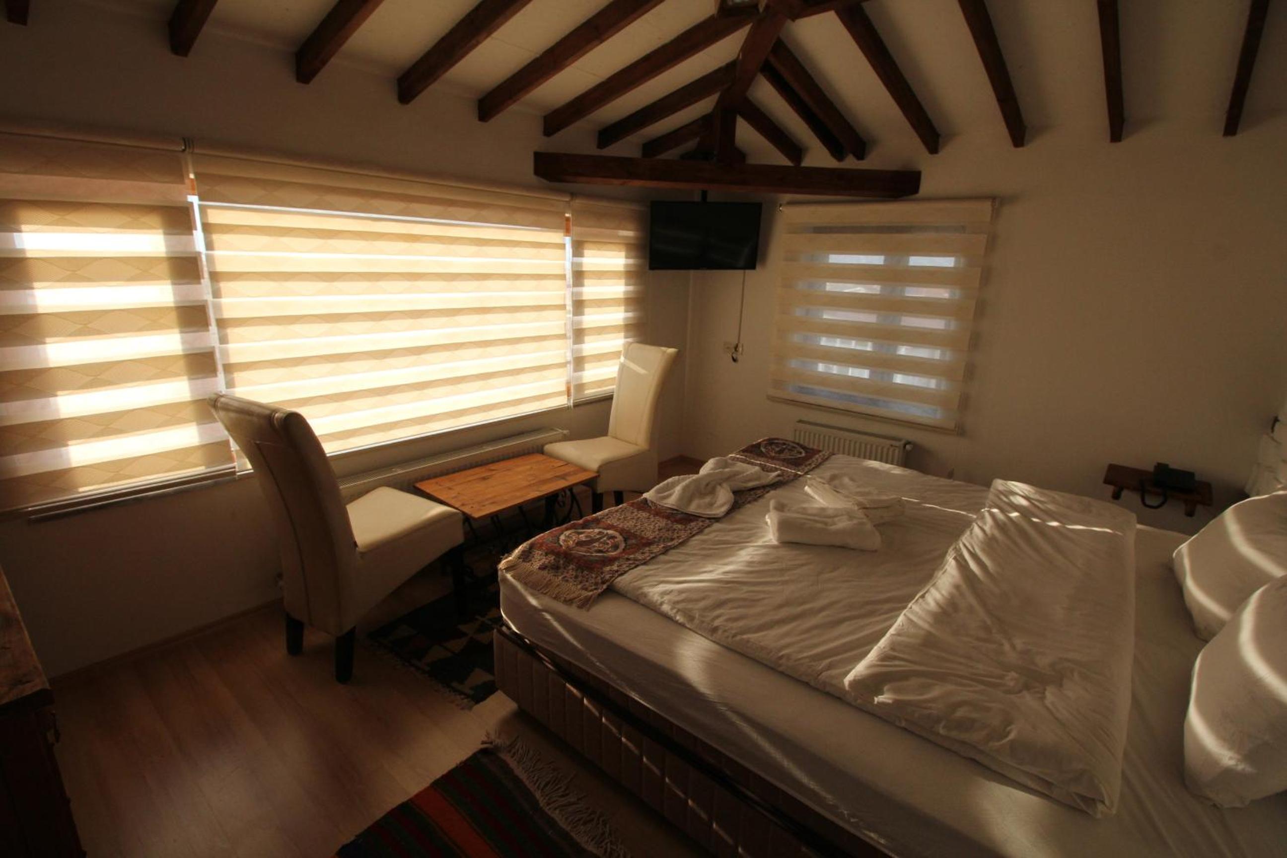 Comfort Double Room - Photo 5