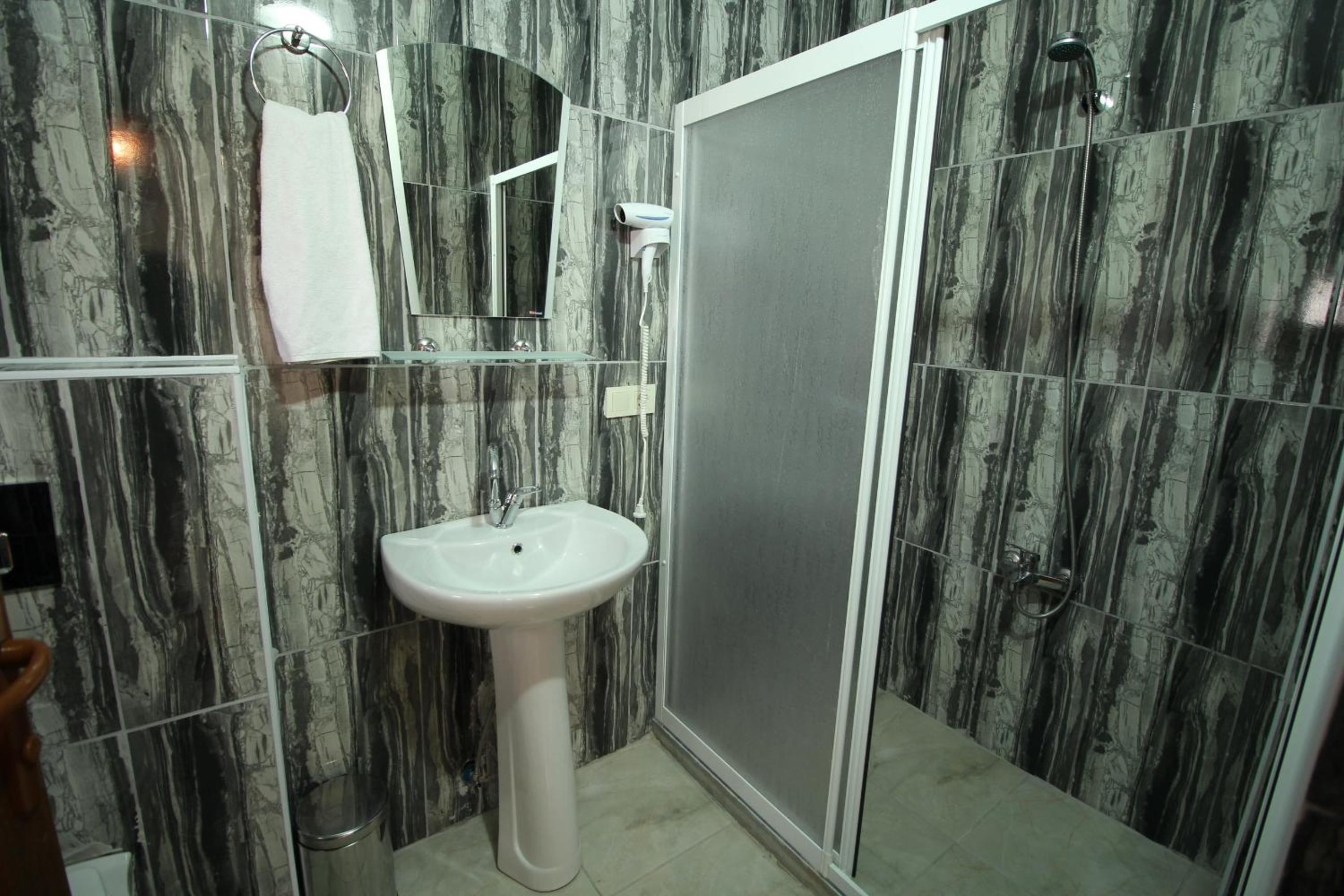 Comfort Double Room - Photo 7