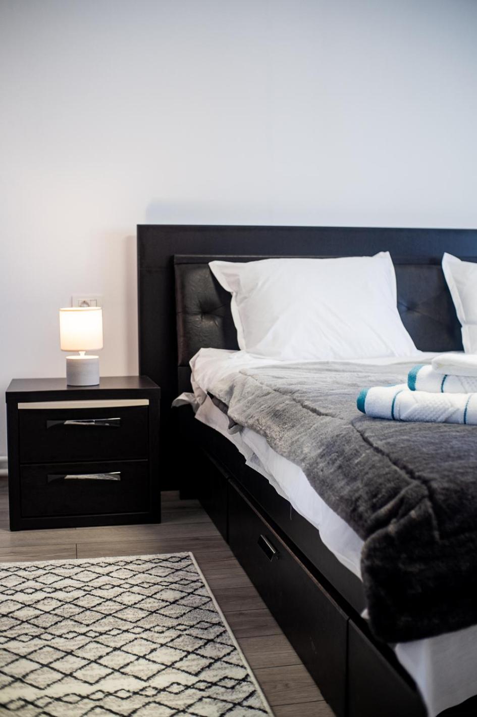 Deluxe Queen Room - Photo 2