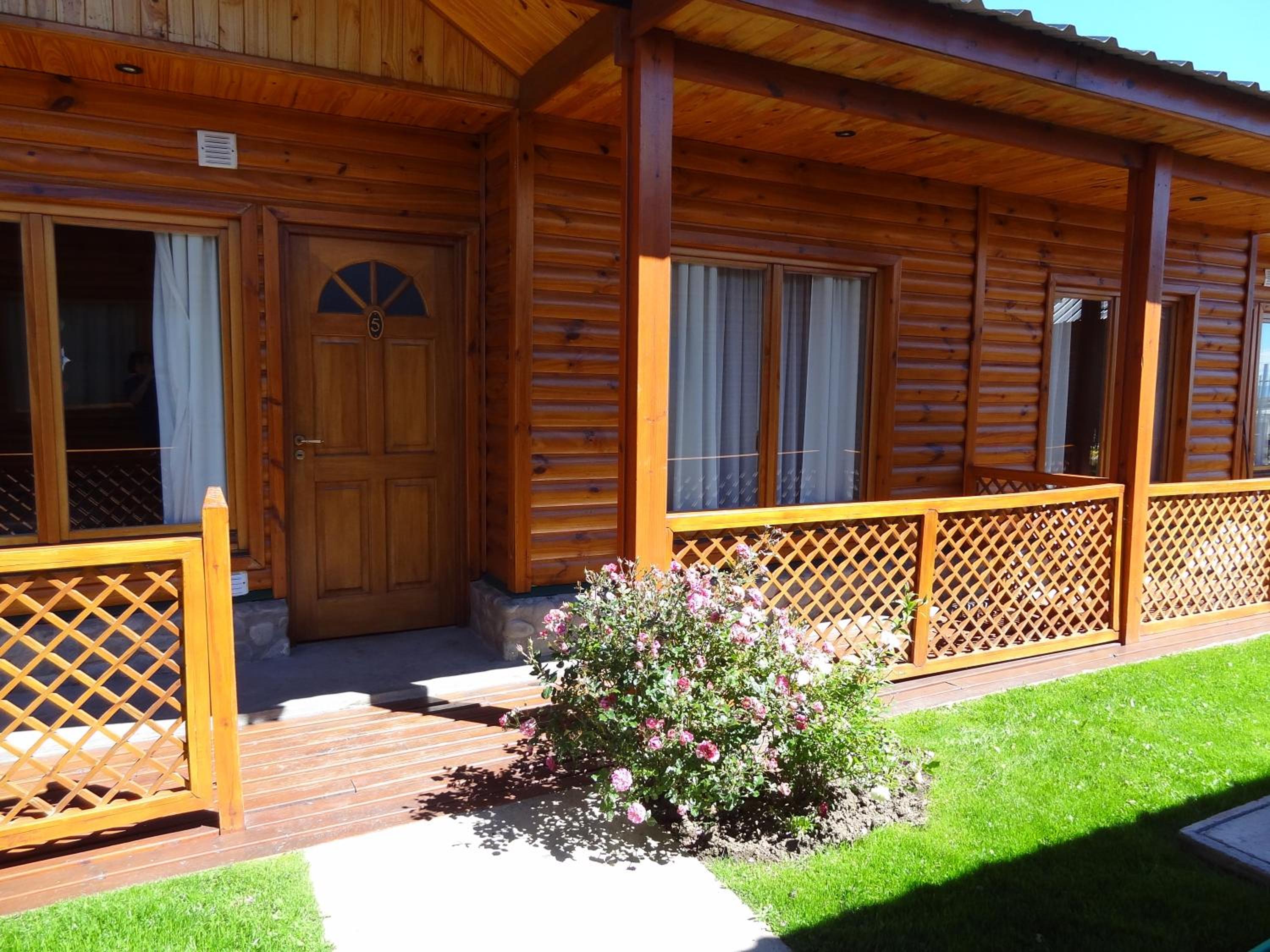 Bungalow (4 Adults)