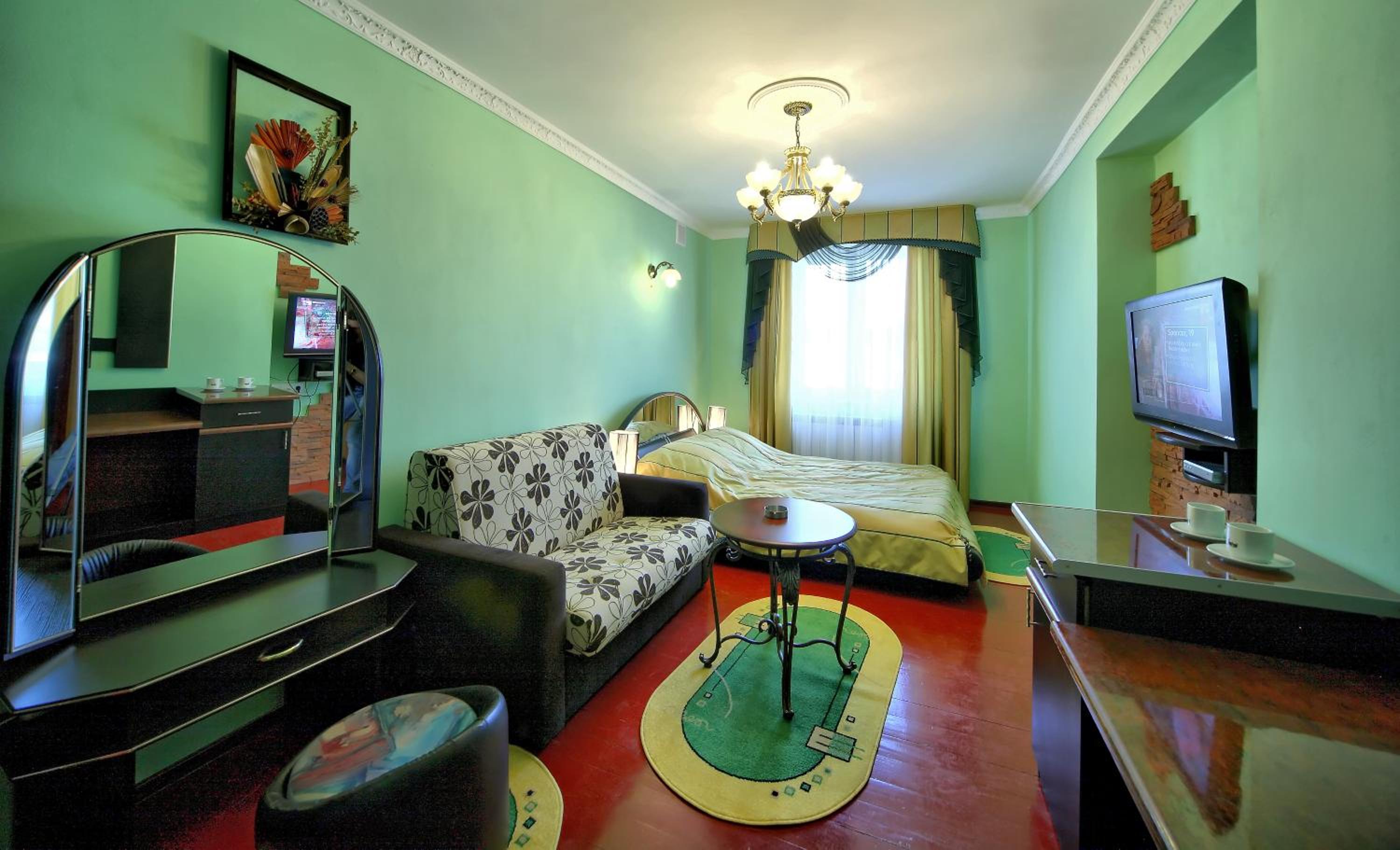 Triple Room with Bath photo 2