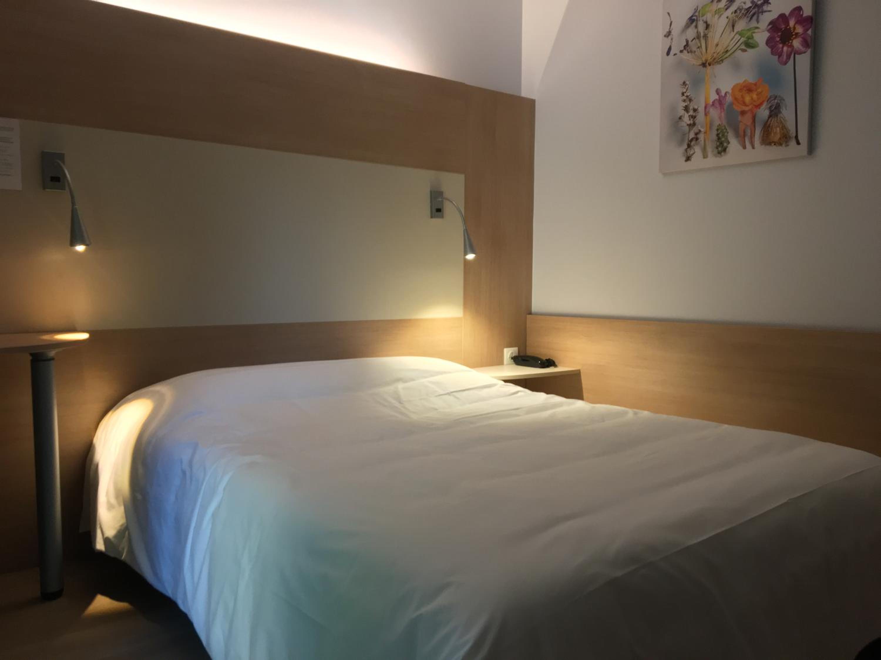 Double Room - Photo 5
