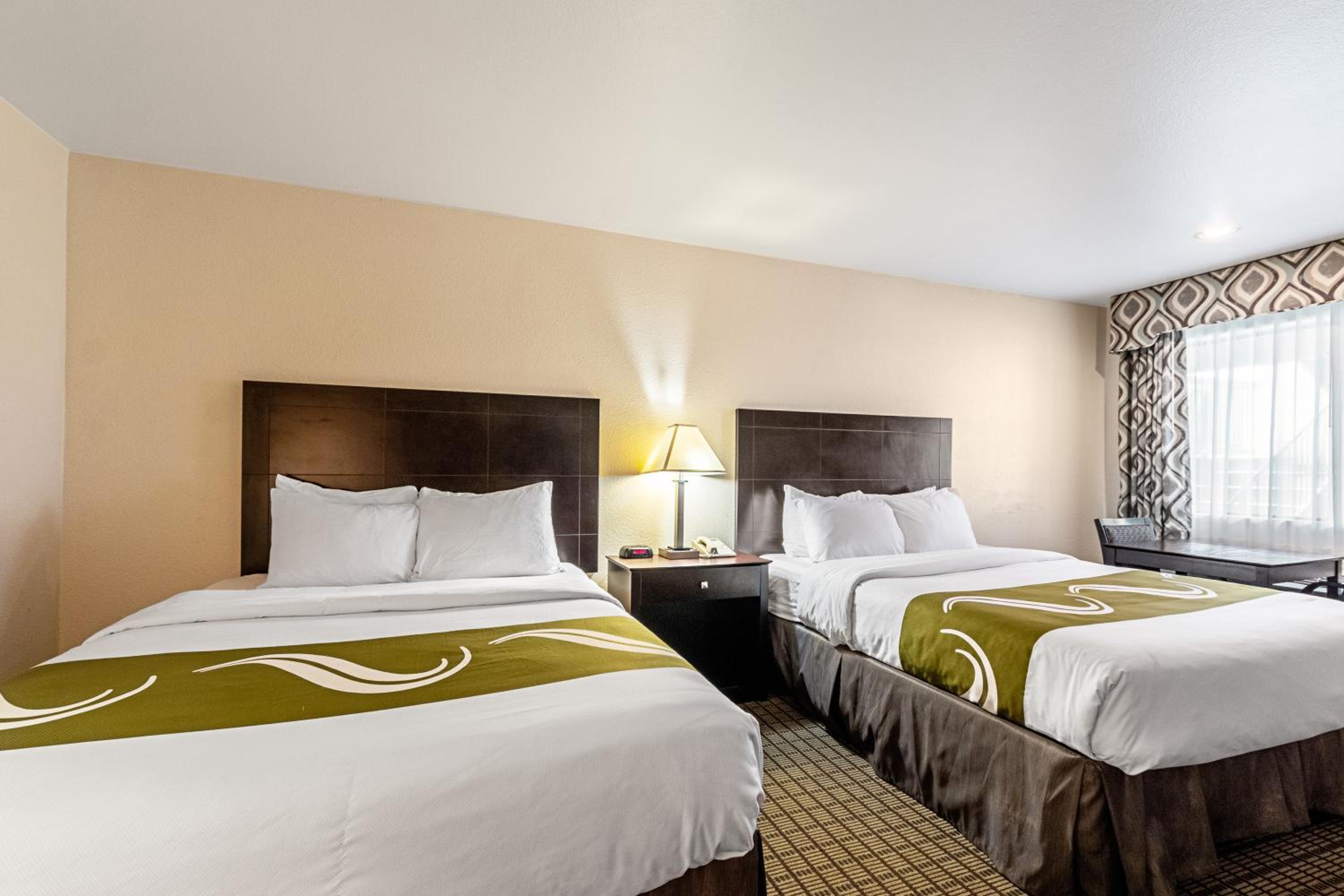 Queen Room with Two Queen Beds - Non-Smoking photo 1