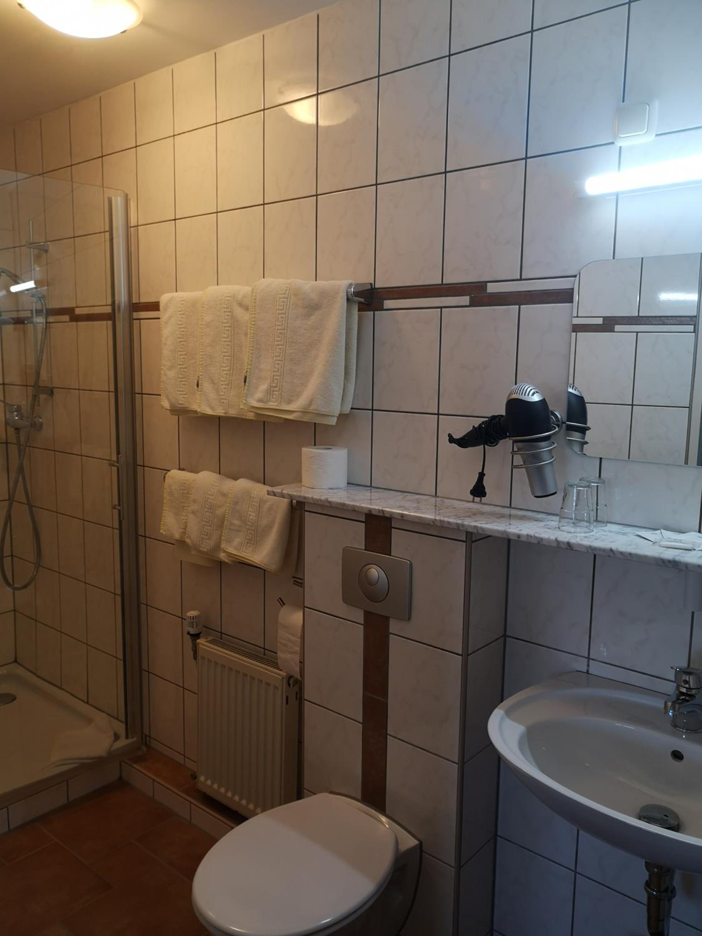 Quadruple Room - Photo 2