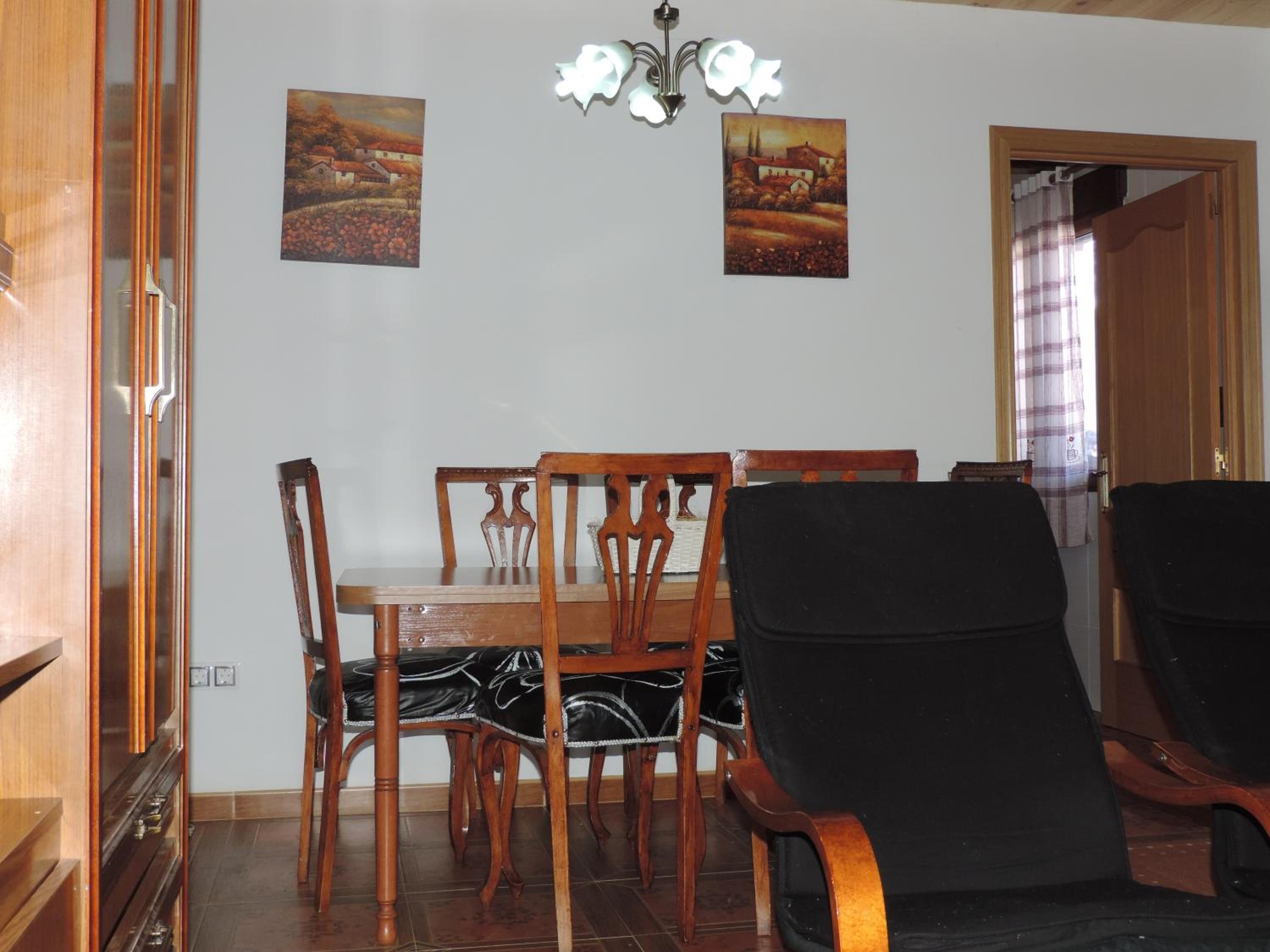 Three-Bedroom House - Photo 14