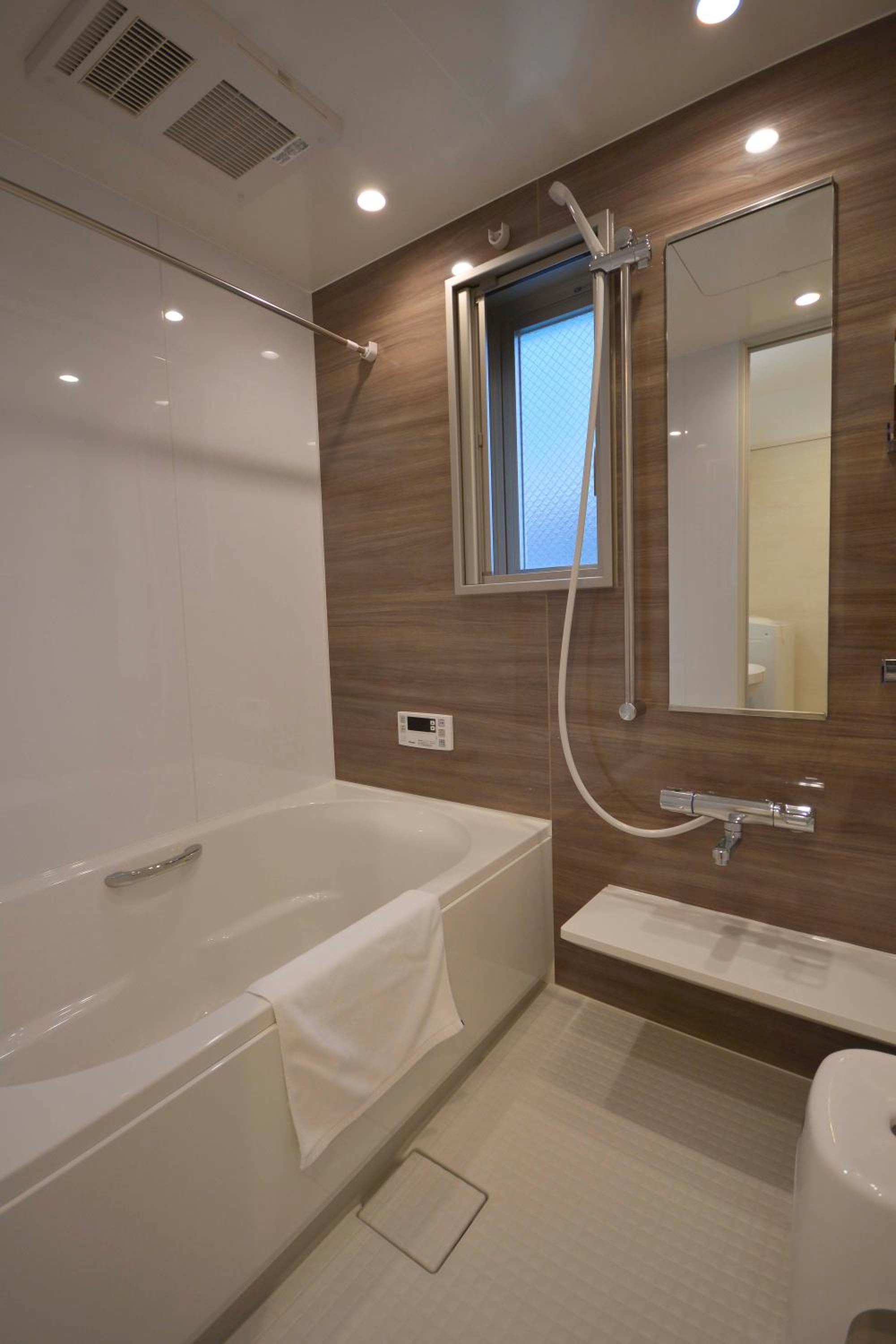 Standard Family Room - Photo 6