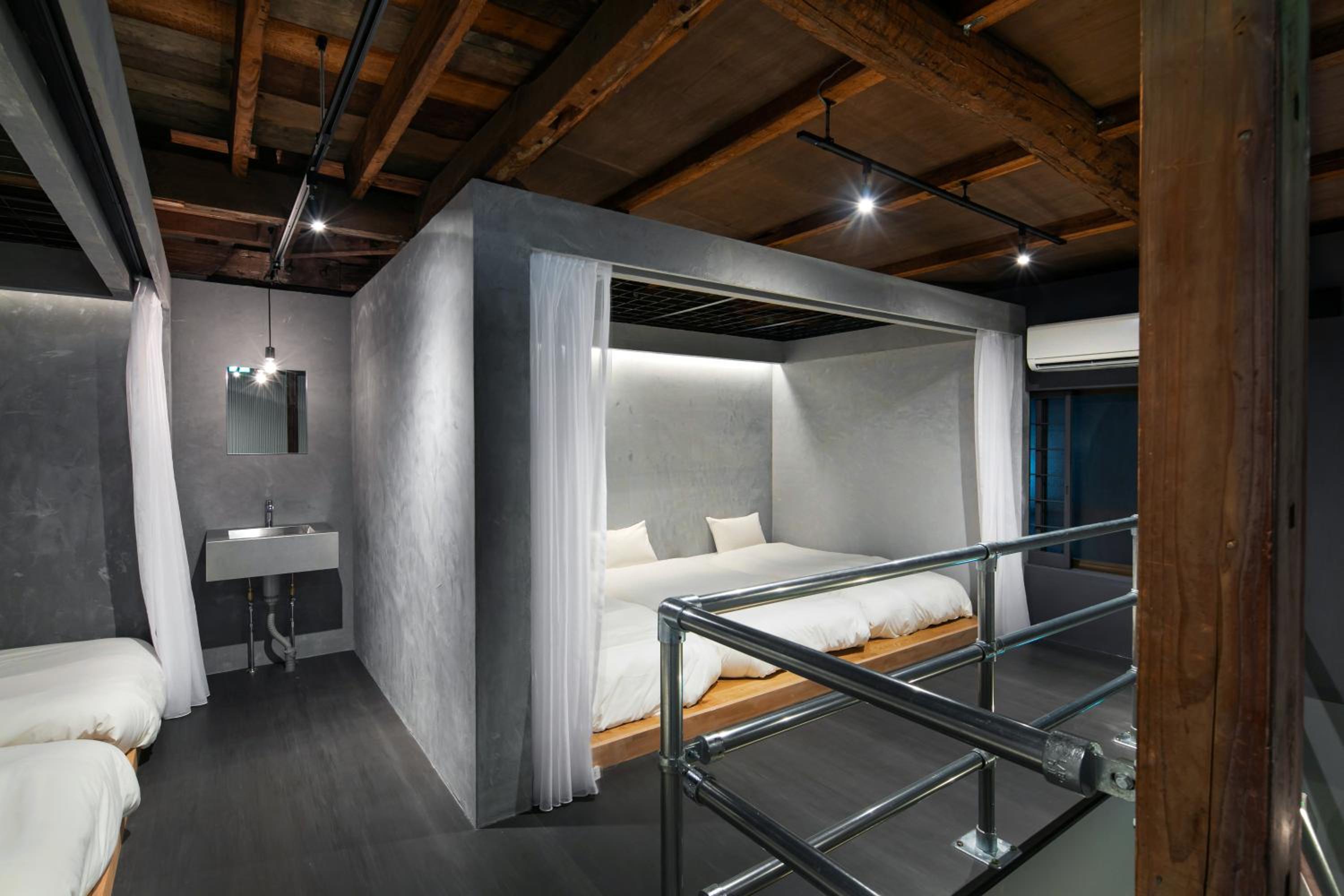 Deluxe Room with Street View
