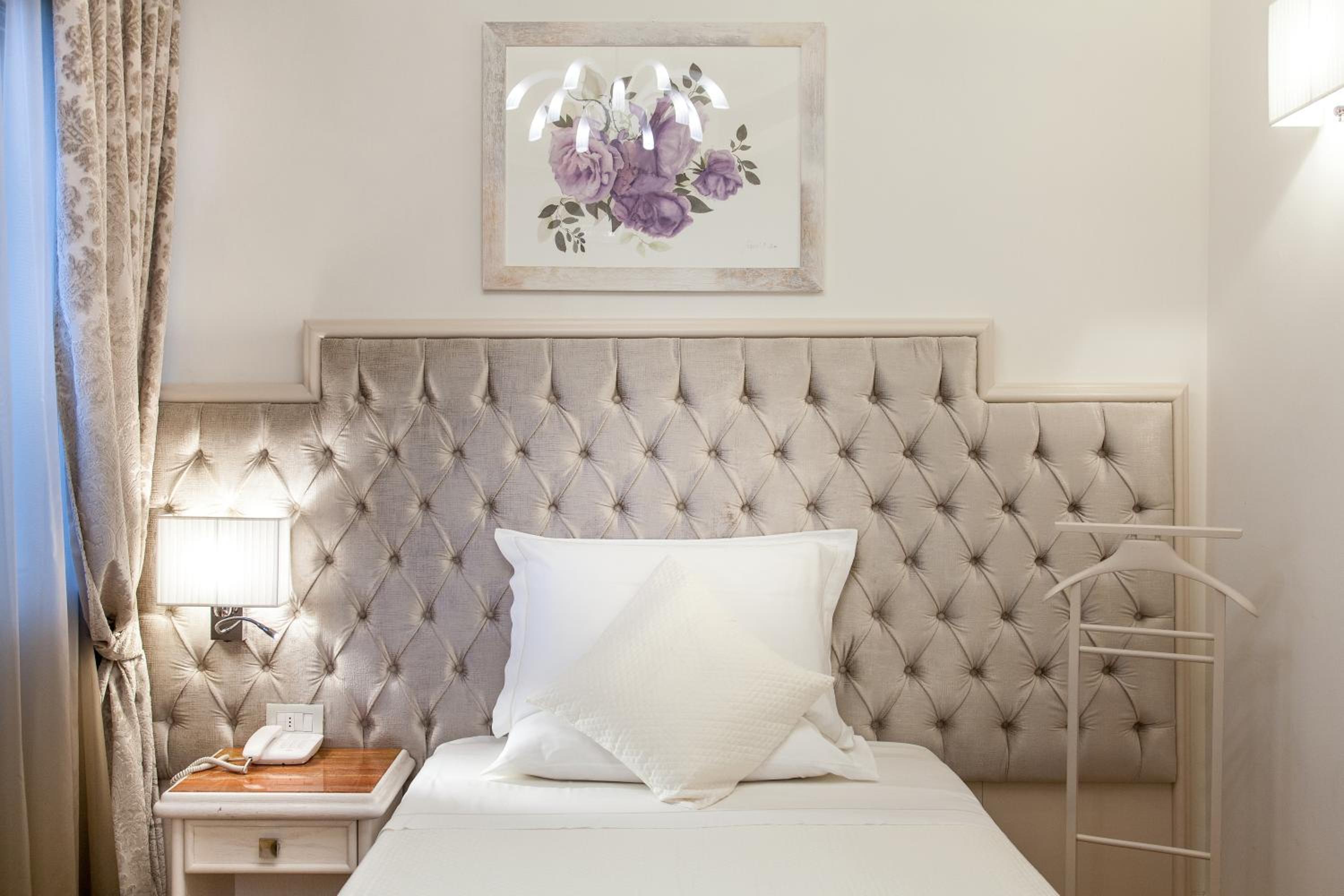 Classic Single Room