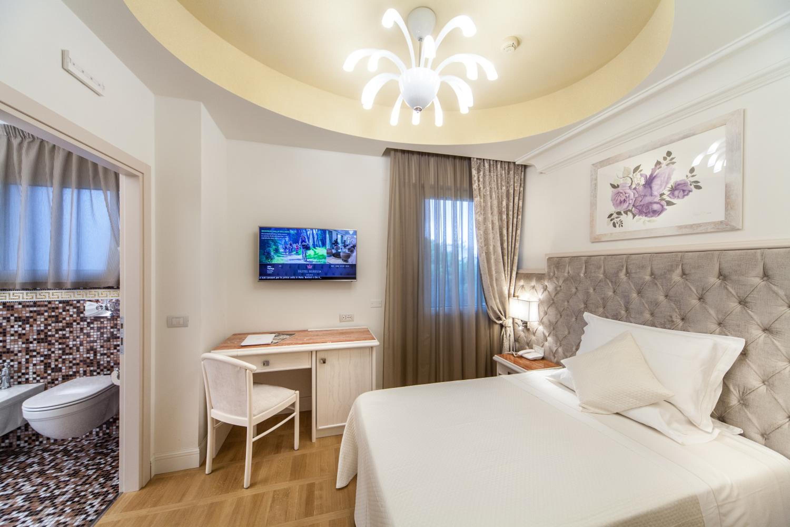 Classic Single Room