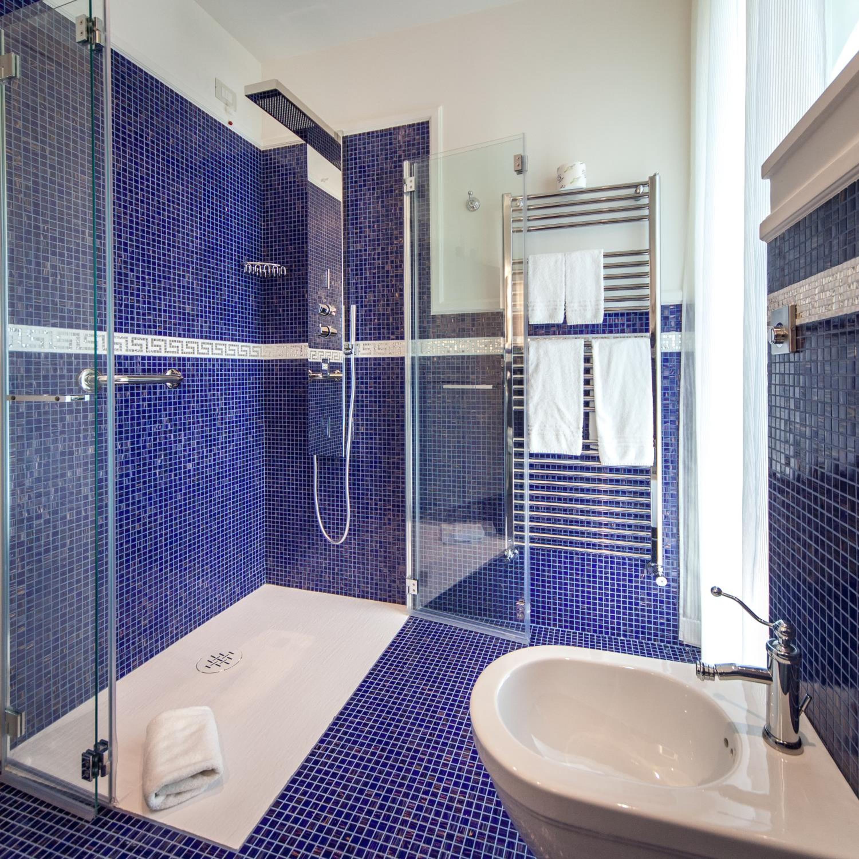 Classic Double or Twin Room - Photo 6