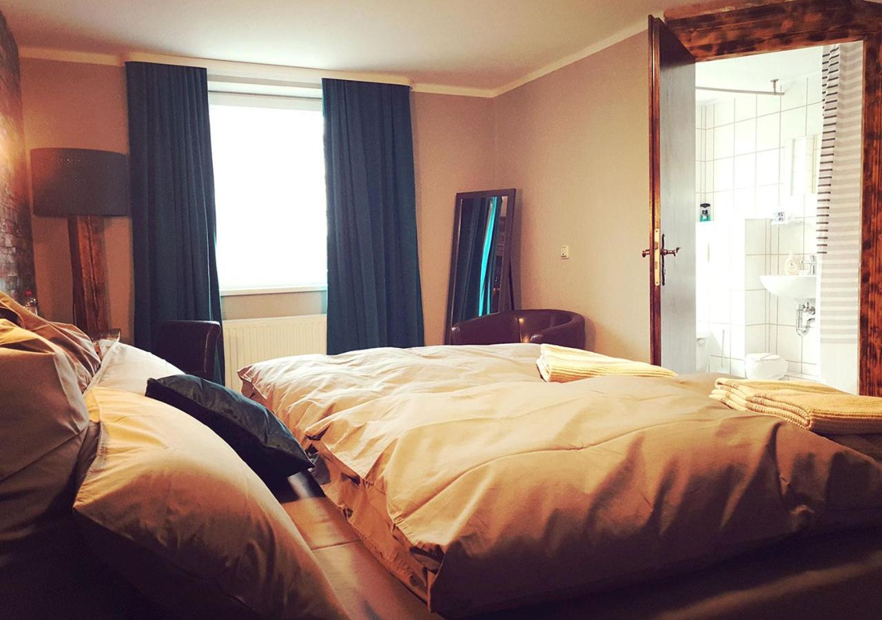 Double or Twin Room with Shower photo 3