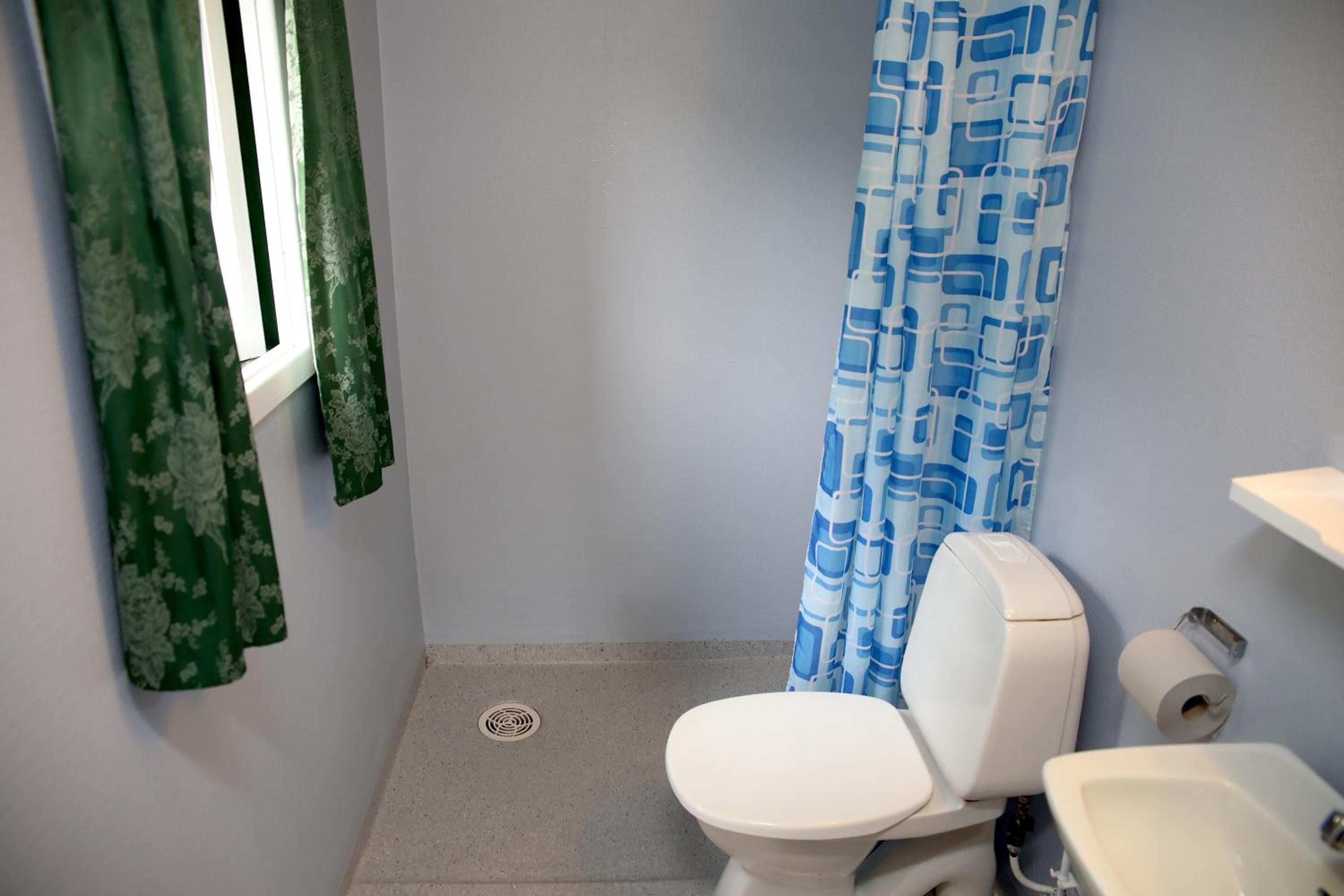 One- Bedroom Cabin with Fjord View - including linen, towels and cleaning photo 3