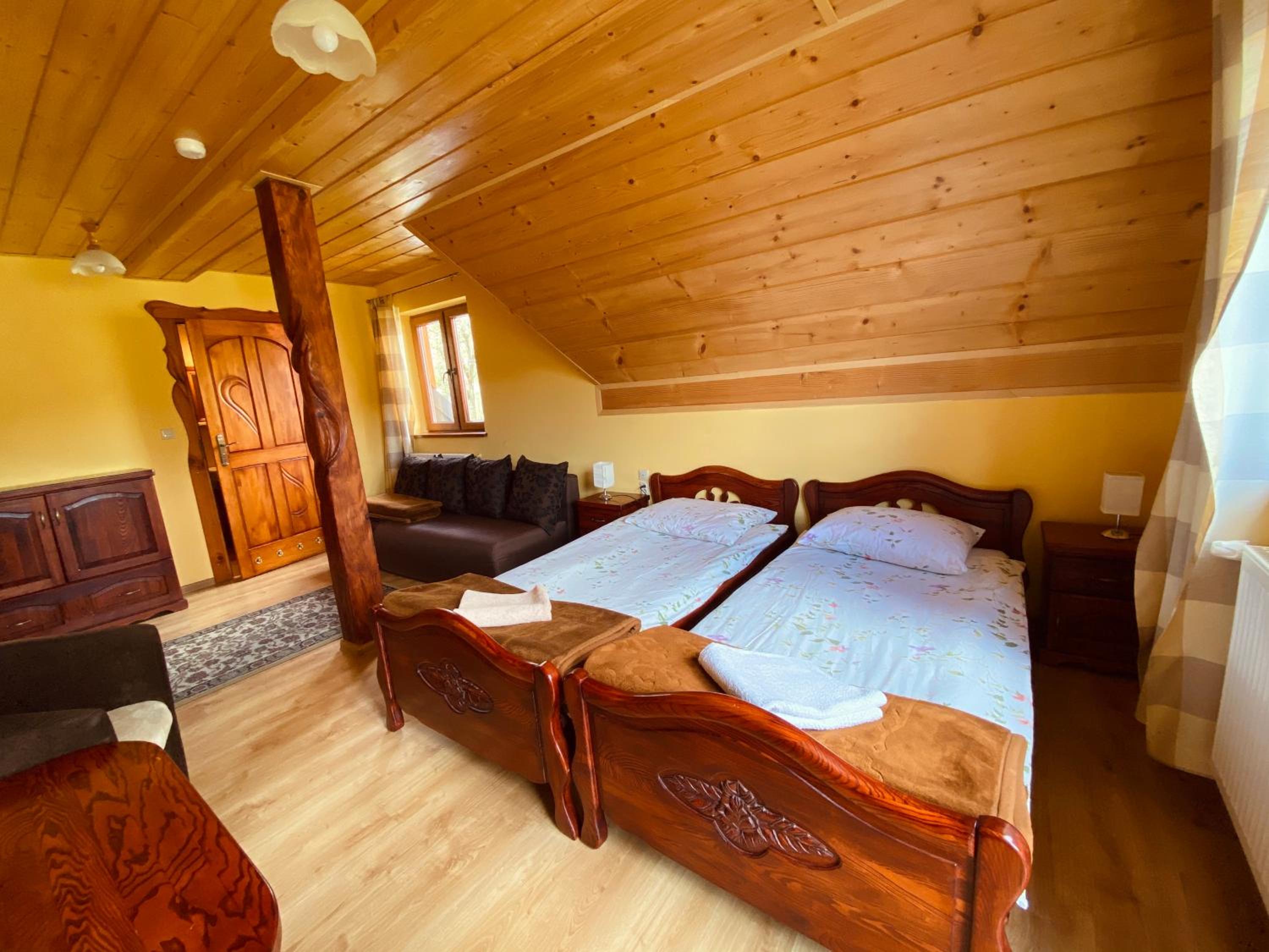 Quadruple Room with Balcony photo 3