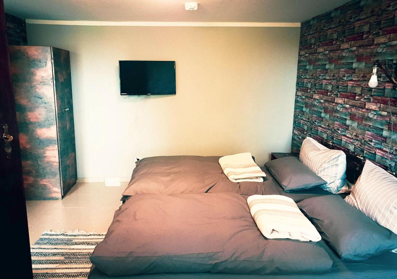 Double or Twin Room with Shower photo 1