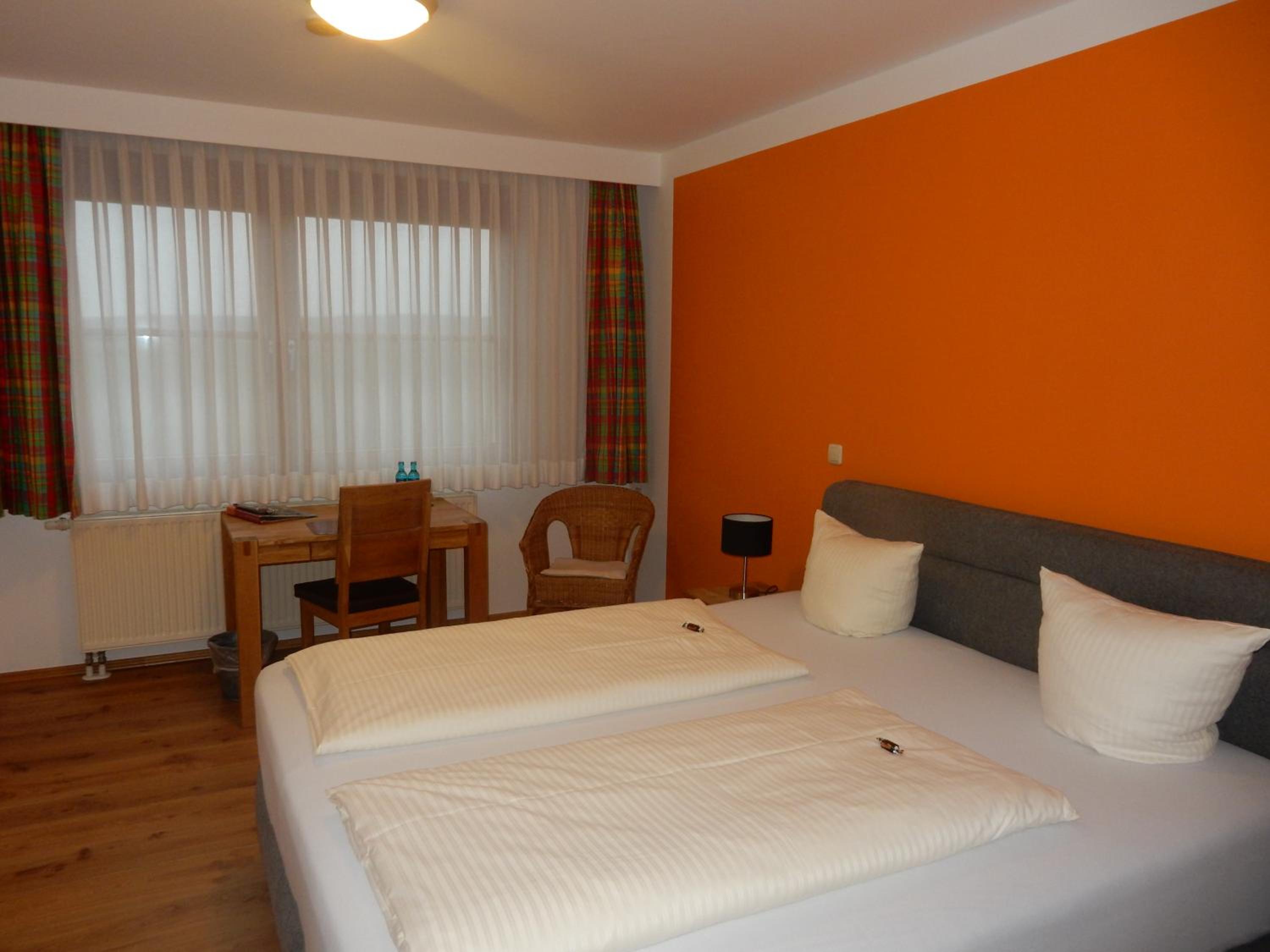 Double Room - Photo 3