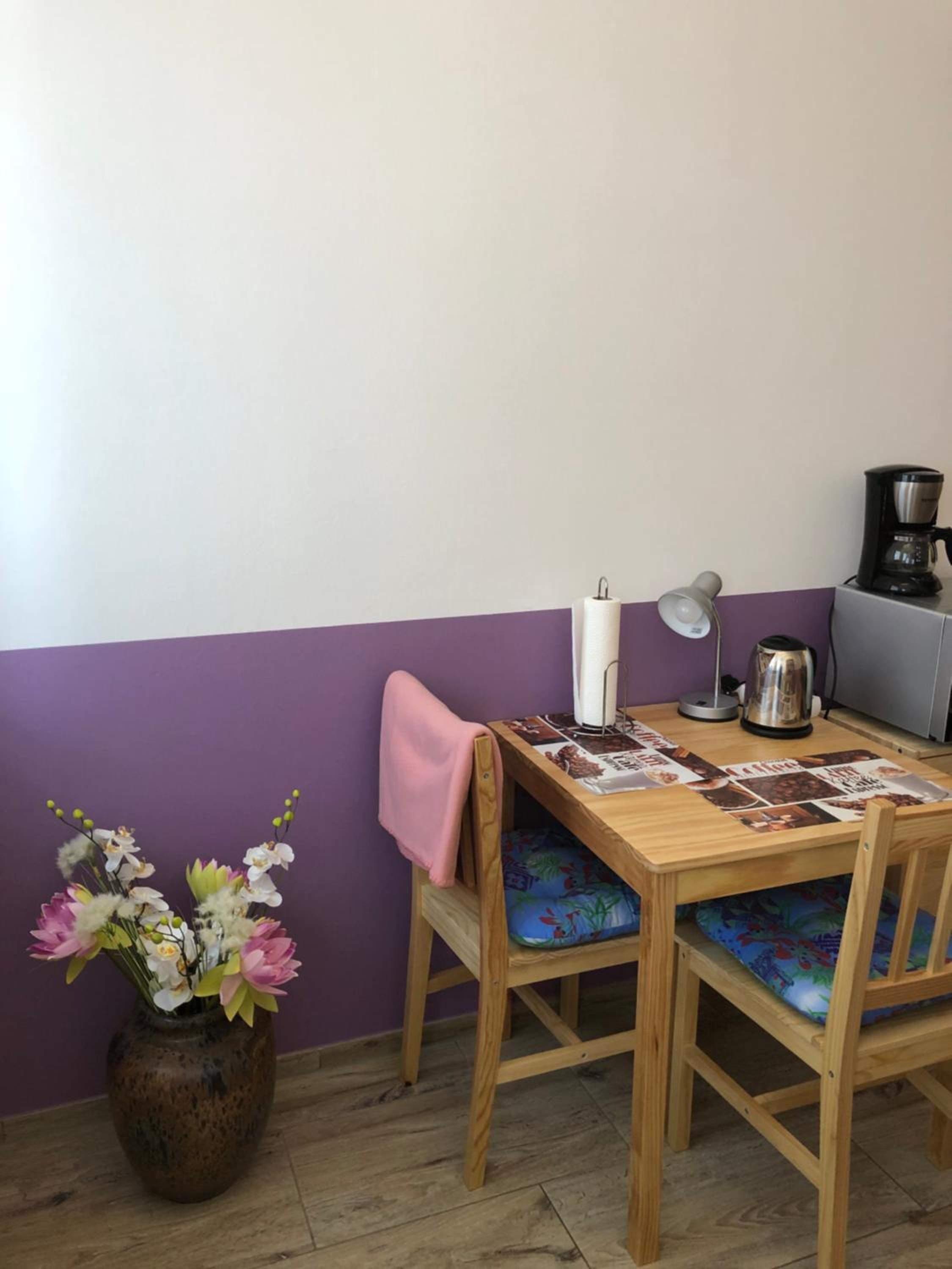Small Double Room - Photo 10