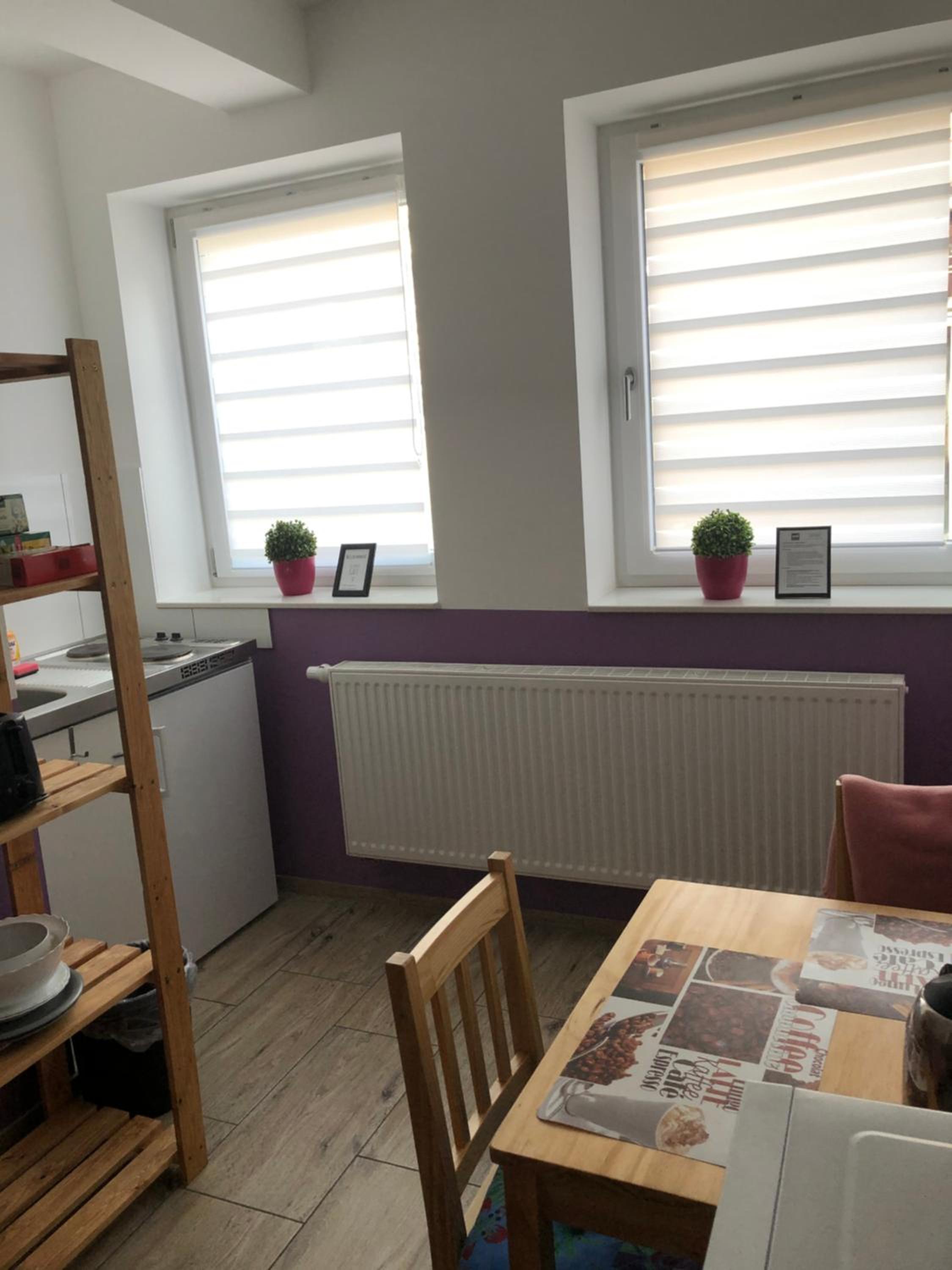 Small Double Room - Photo 7