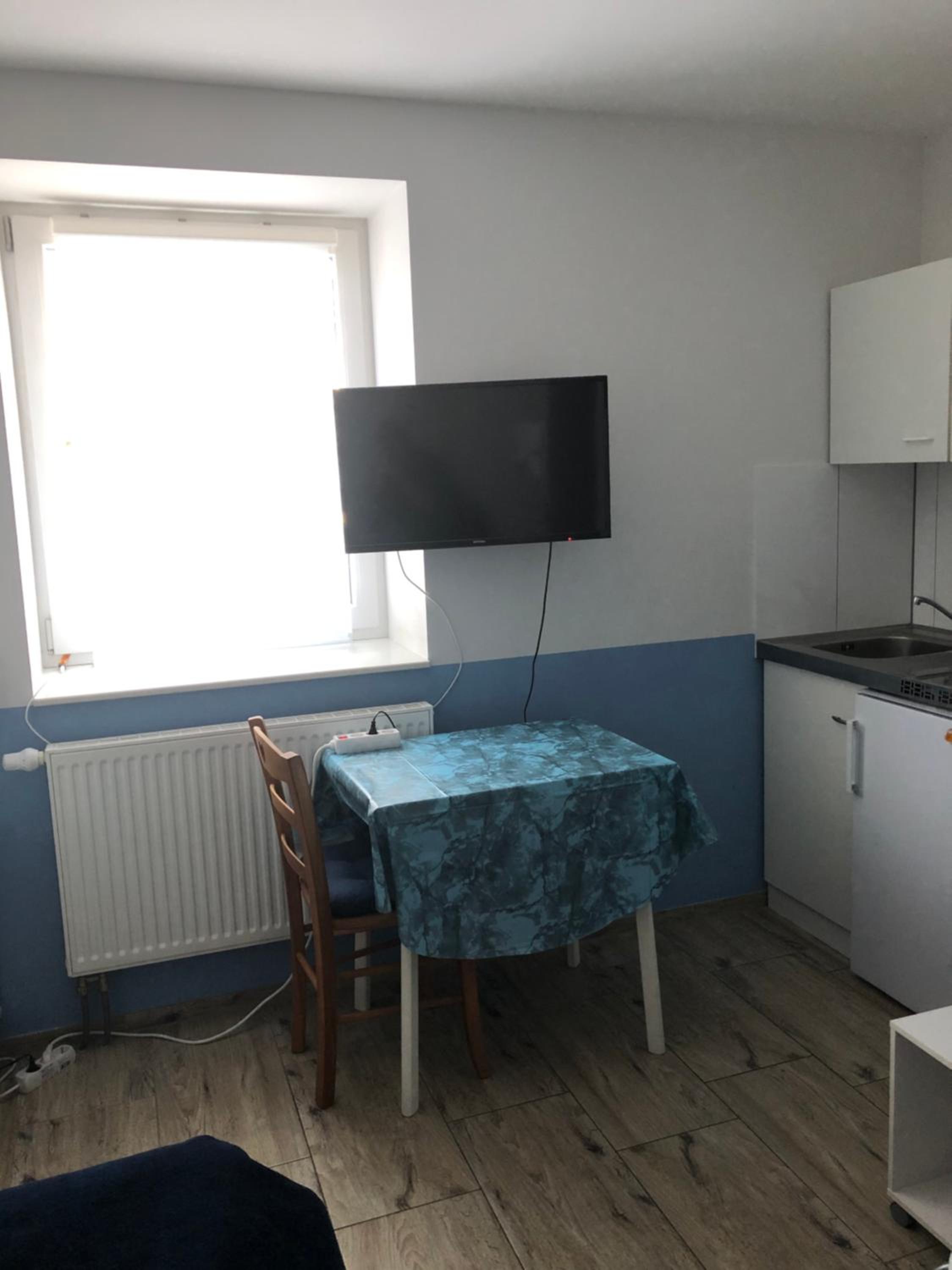 Small Single Room photo 2