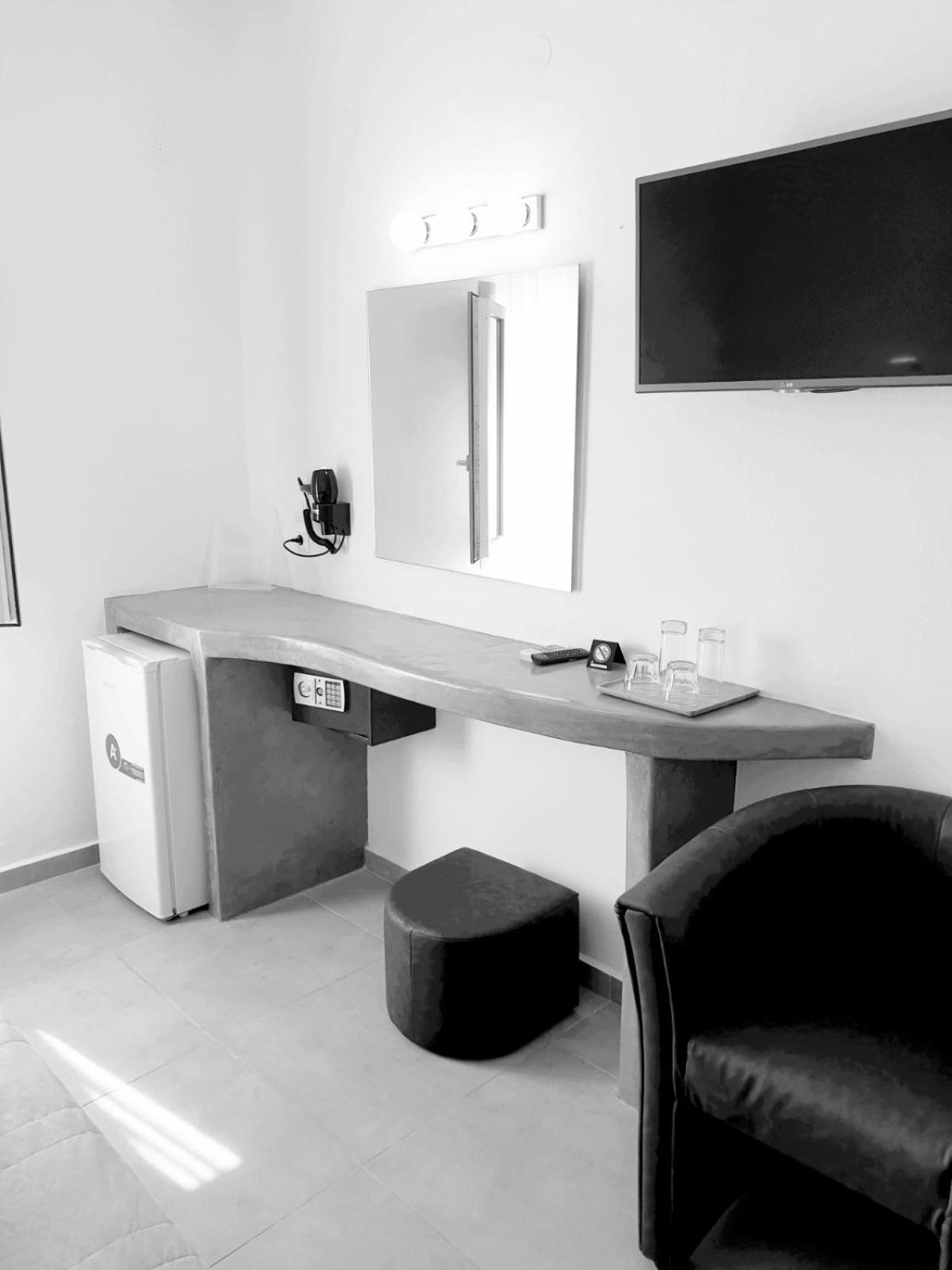 Deluxe Double Room - Photo 4