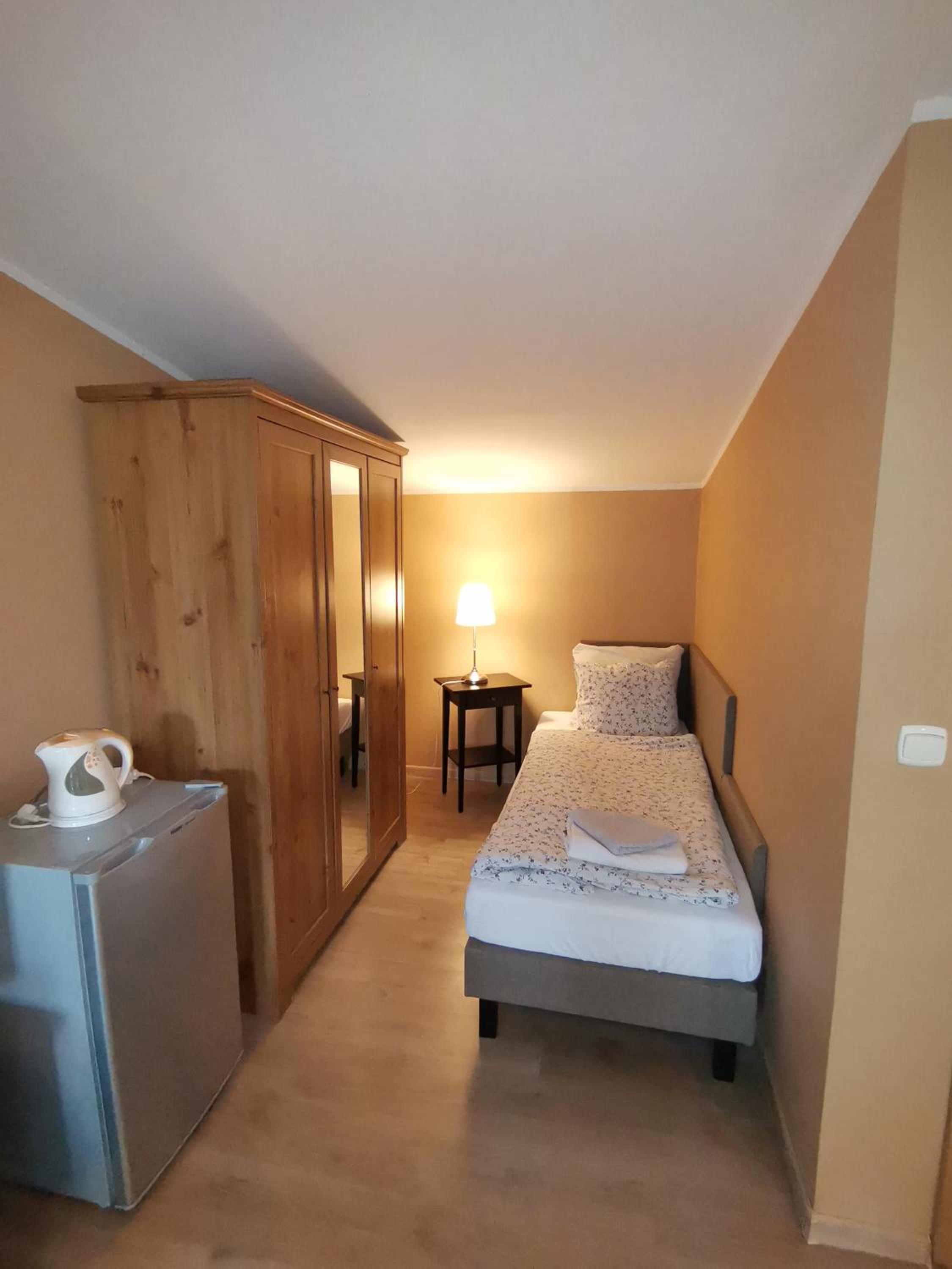 Double or Twin Room with Balcony - Photo 34