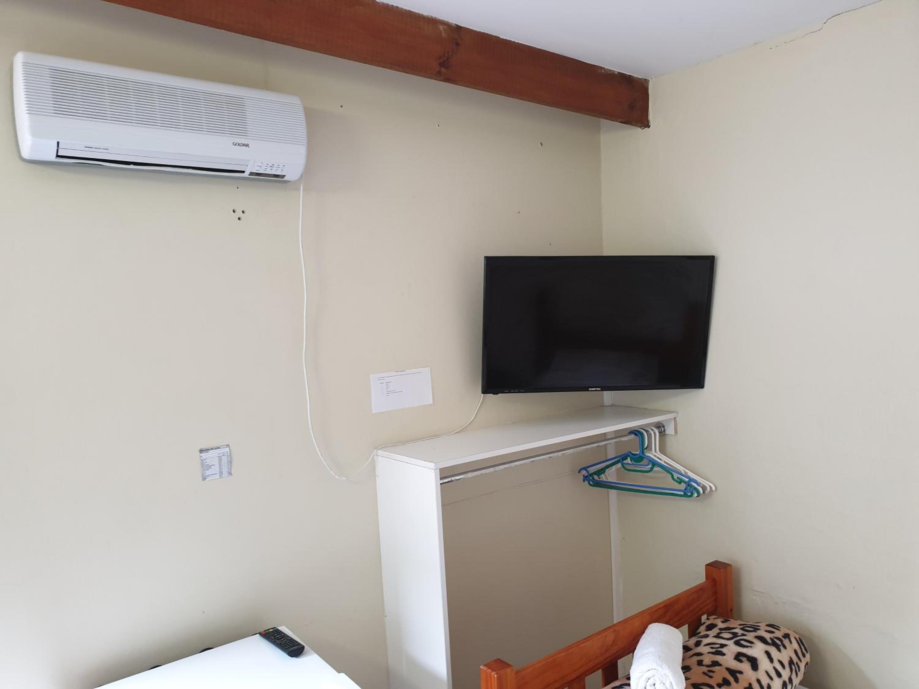 Economy Twin Room - Rooiberg photo 2
