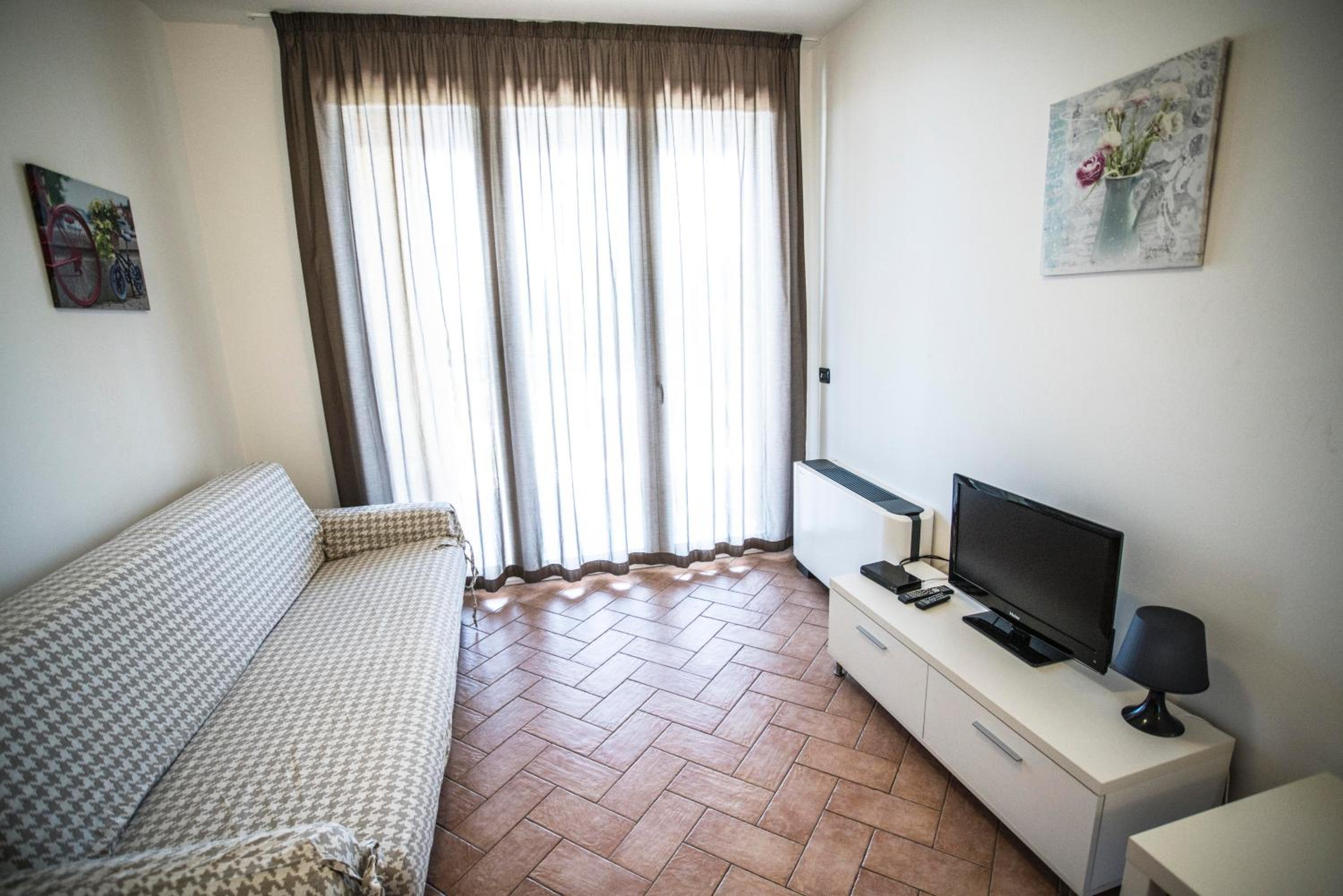 Apartment - Disability Access photo 2