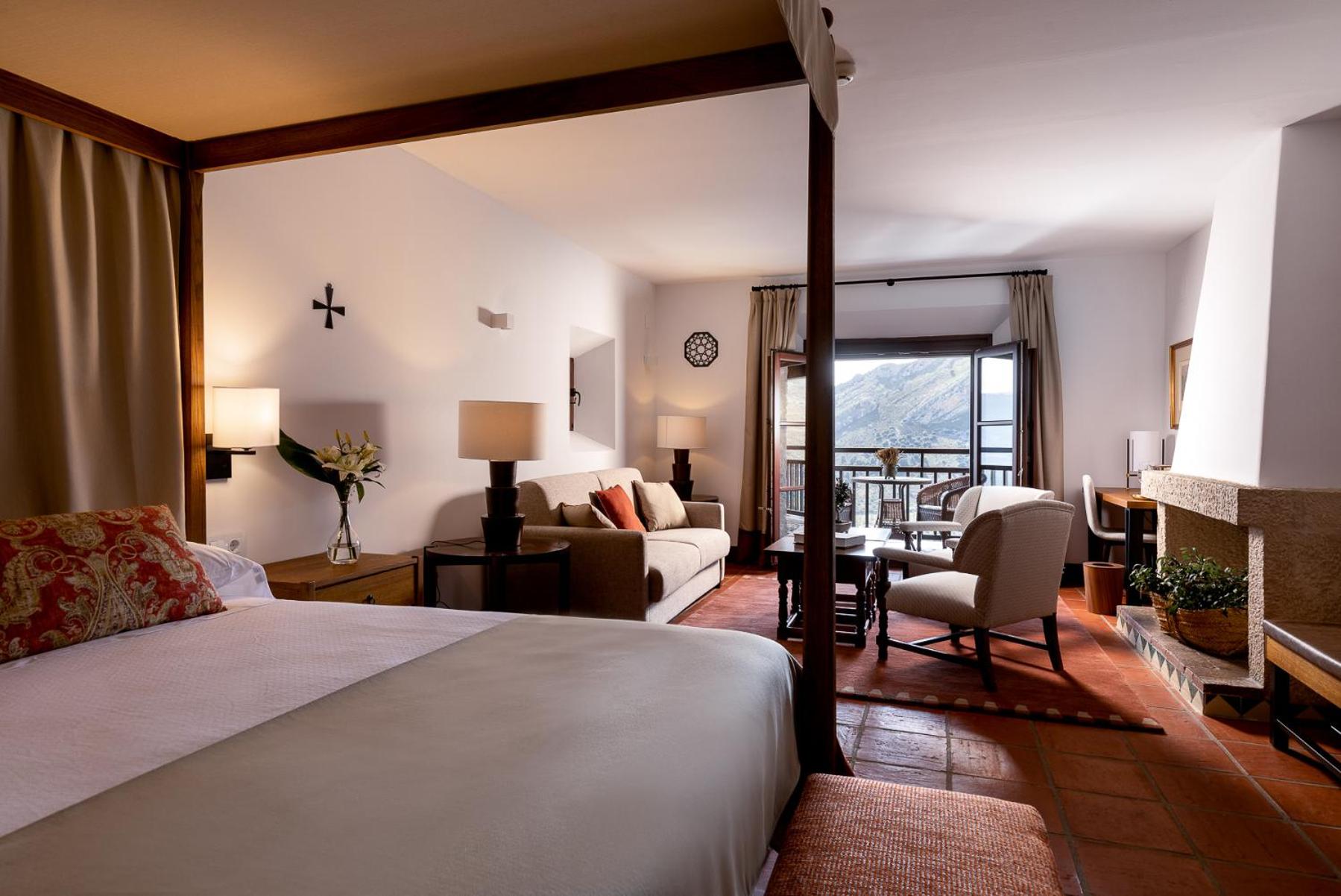 Superior Double Room - Photo 10