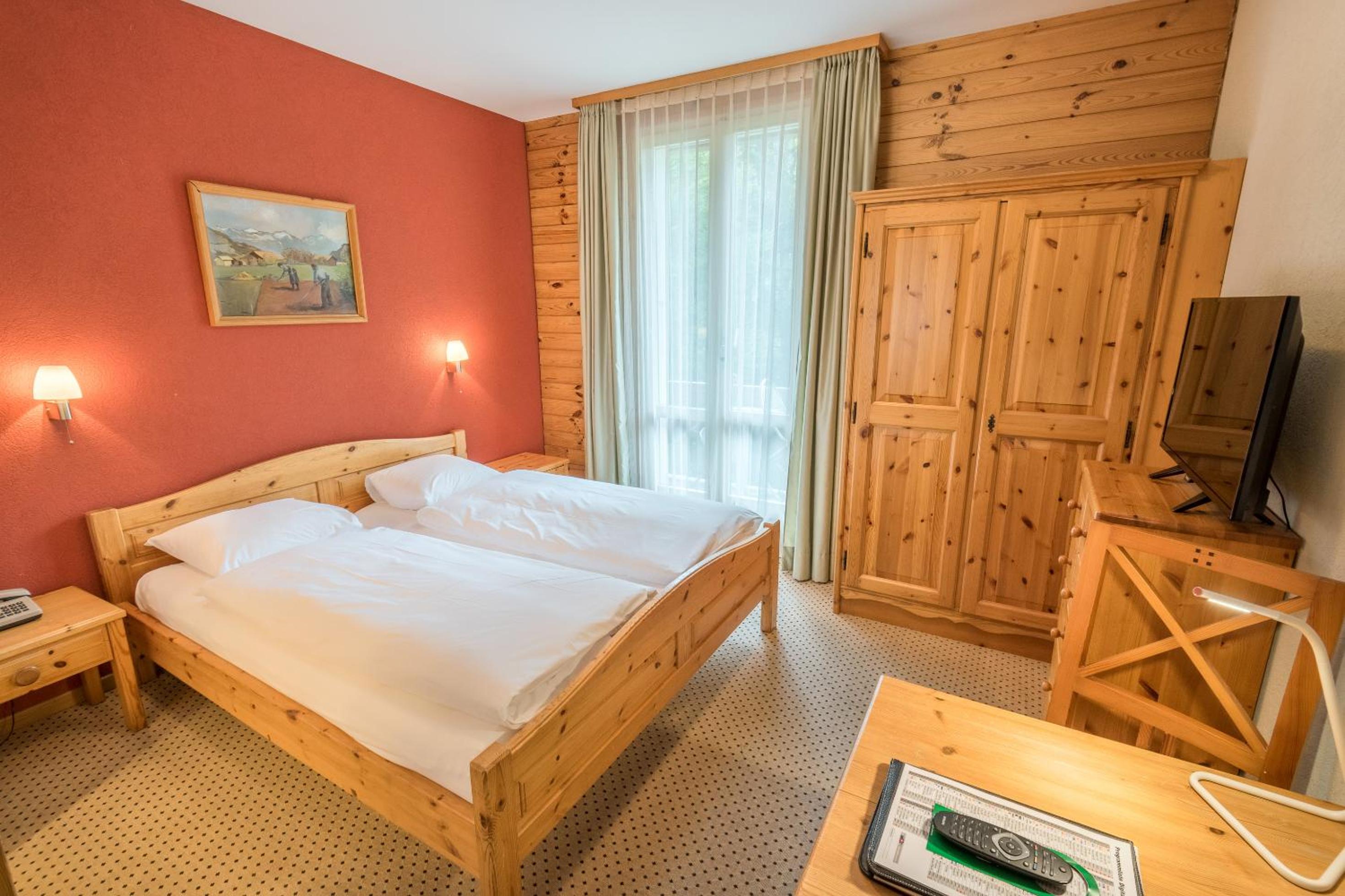Standard Double Room - Photo 7