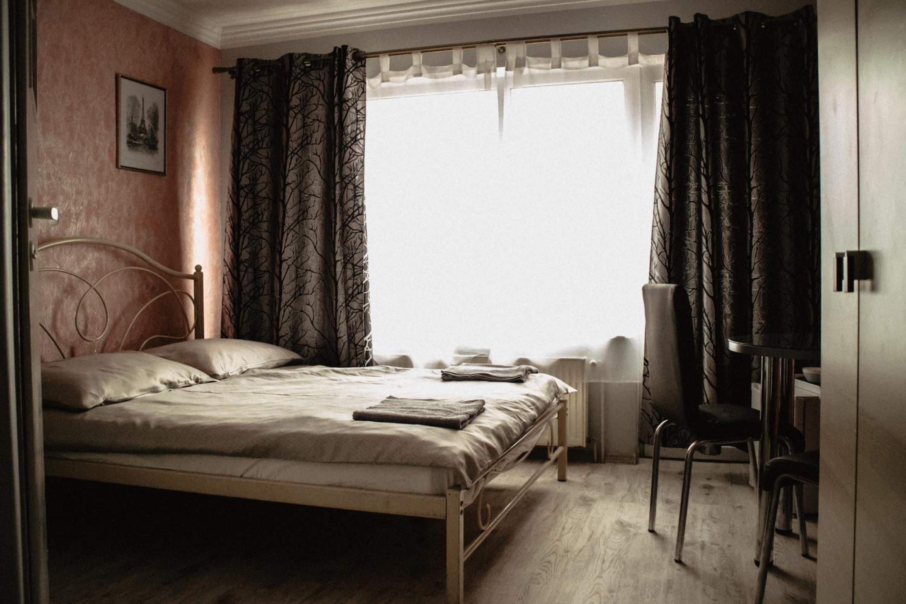 Double Room - Photo 4