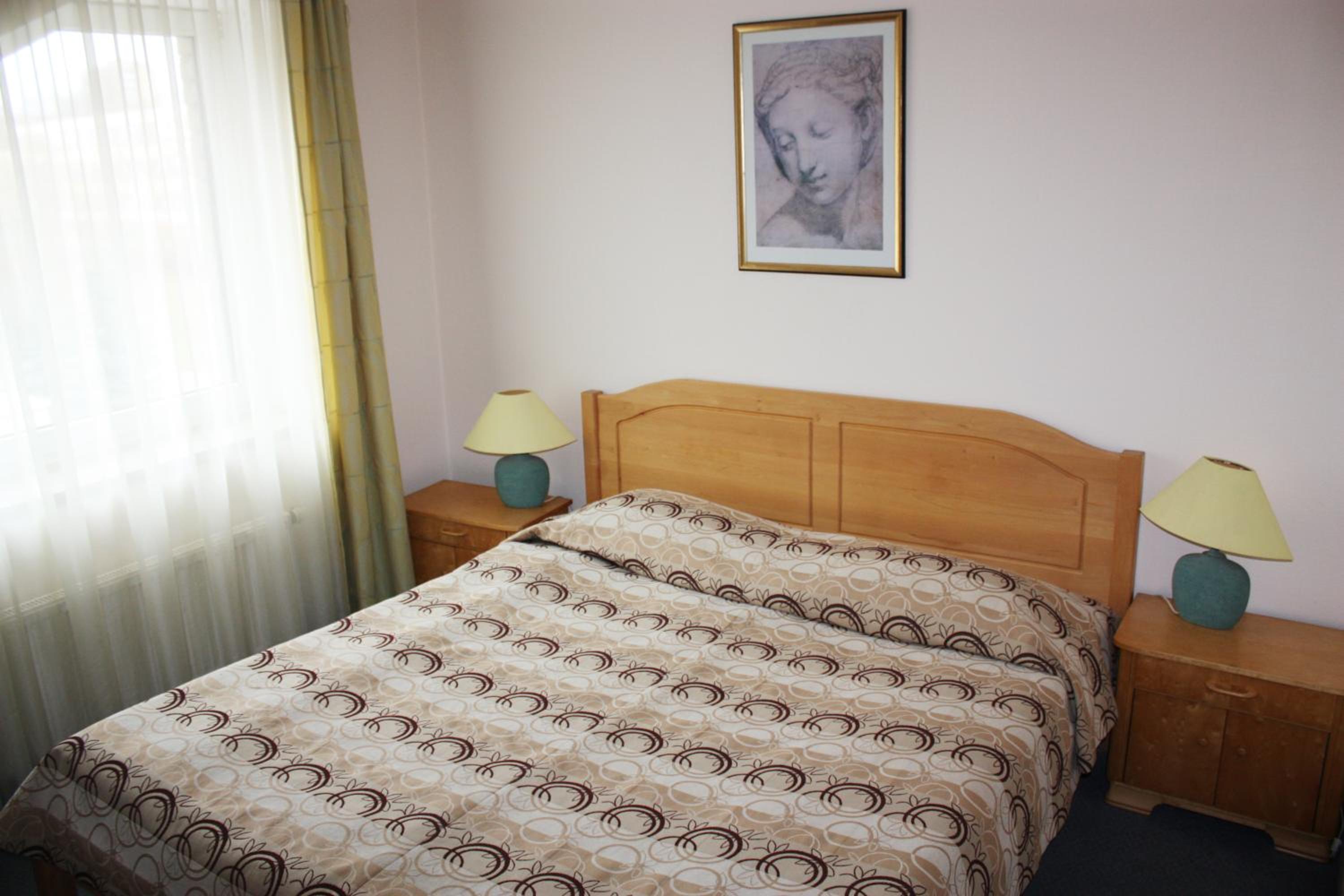 Economy Twin Room - Photo 5