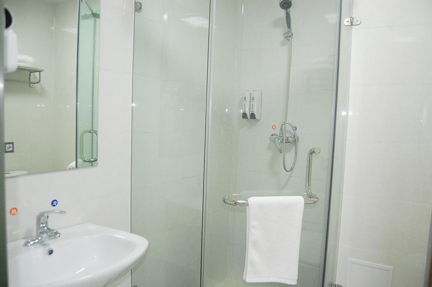 Twin Room with Theme photo 2